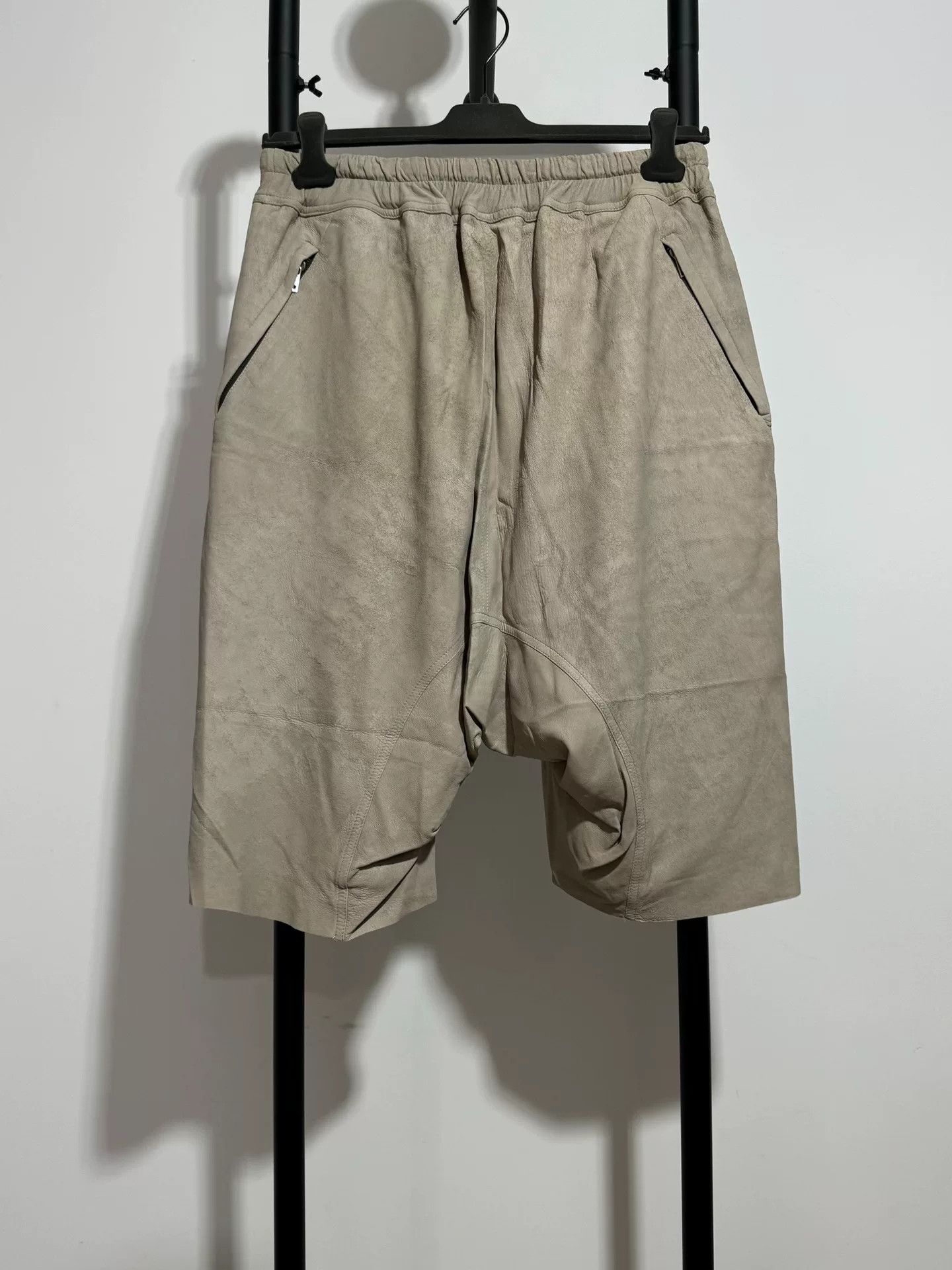 Rick Owens rick owens beige leather shorts Size US 31 - 2 Thumbnail