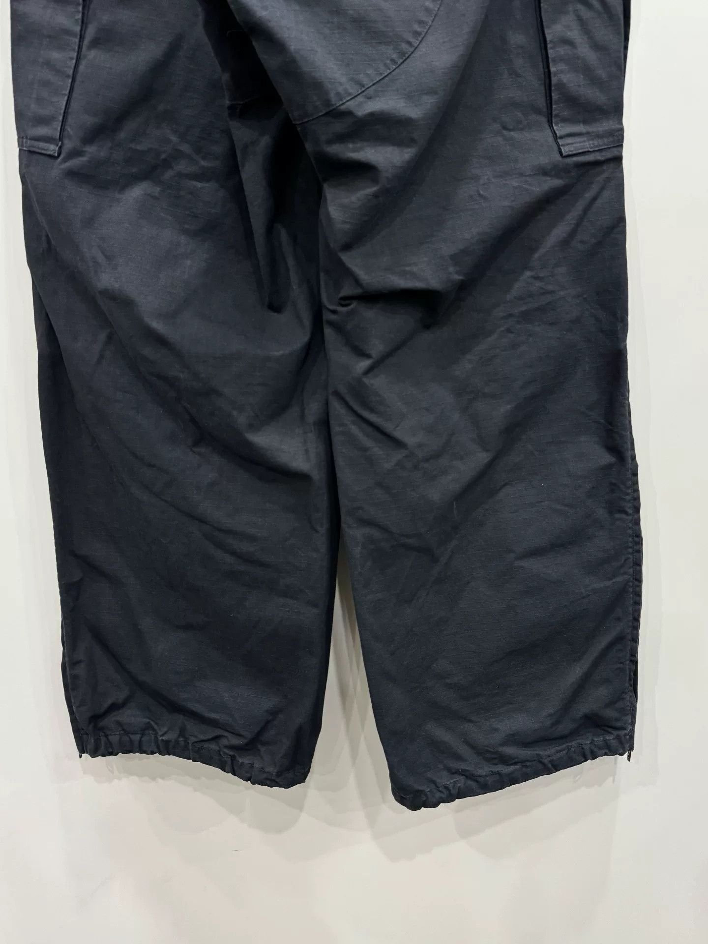 Balenciaga balenciaga pulled cargo stacked work pants Size US 38 / EU 54 - 6 Thumbnail