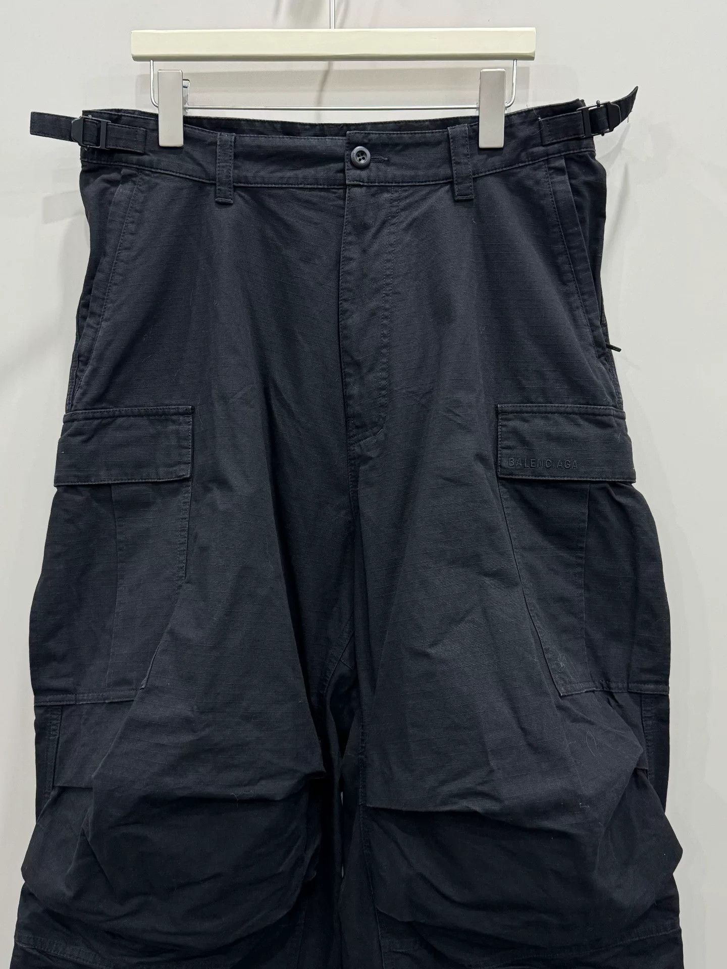 Balenciaga balenciaga pulled cargo stacked work pants Size US 38 / EU 54 - 3 Thumbnail