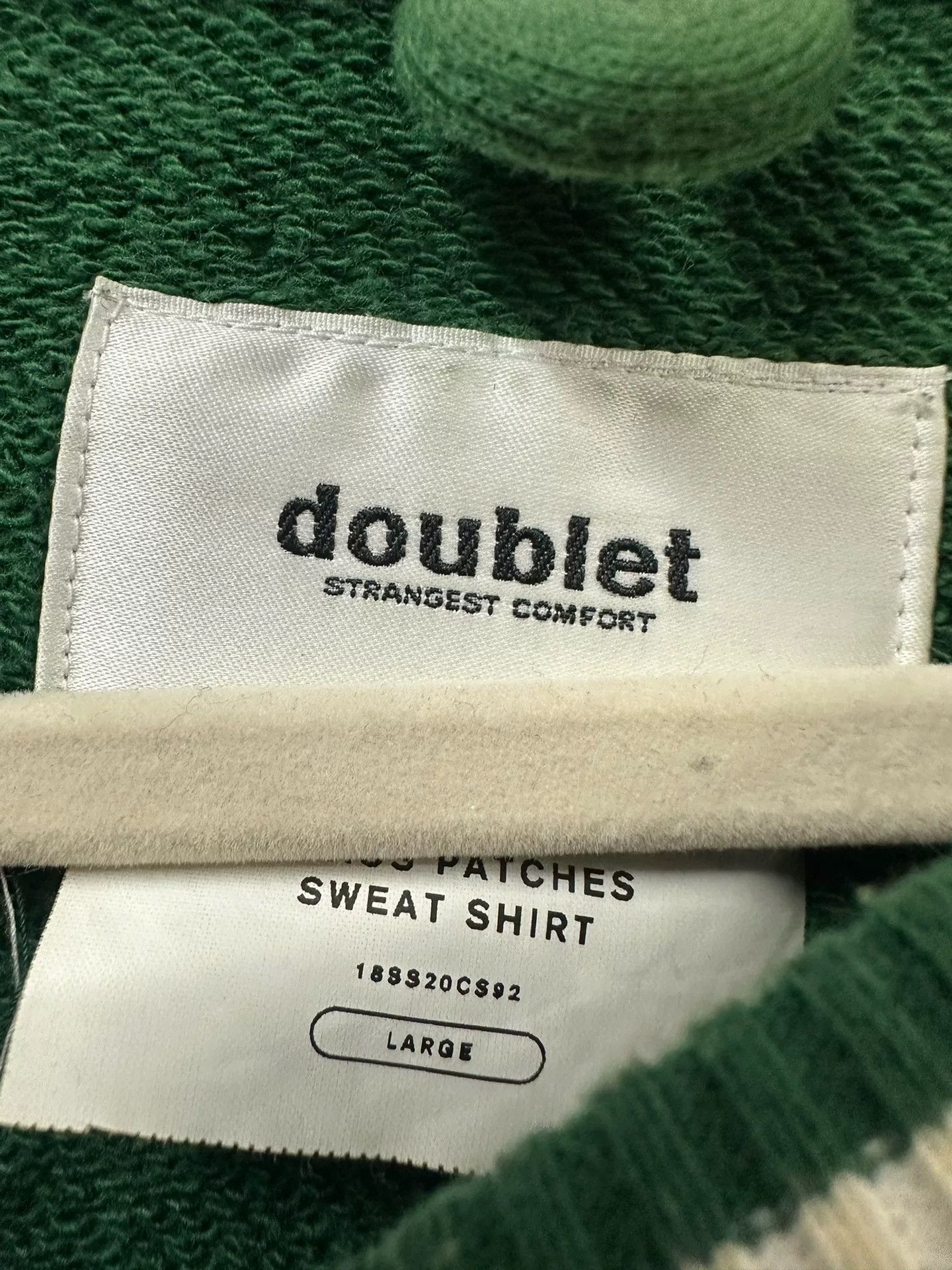 Comme des Garcons stylish green patch sweatshirt for casual wear Size US M / EU 48-50 / 2 - 5 Thumbnail