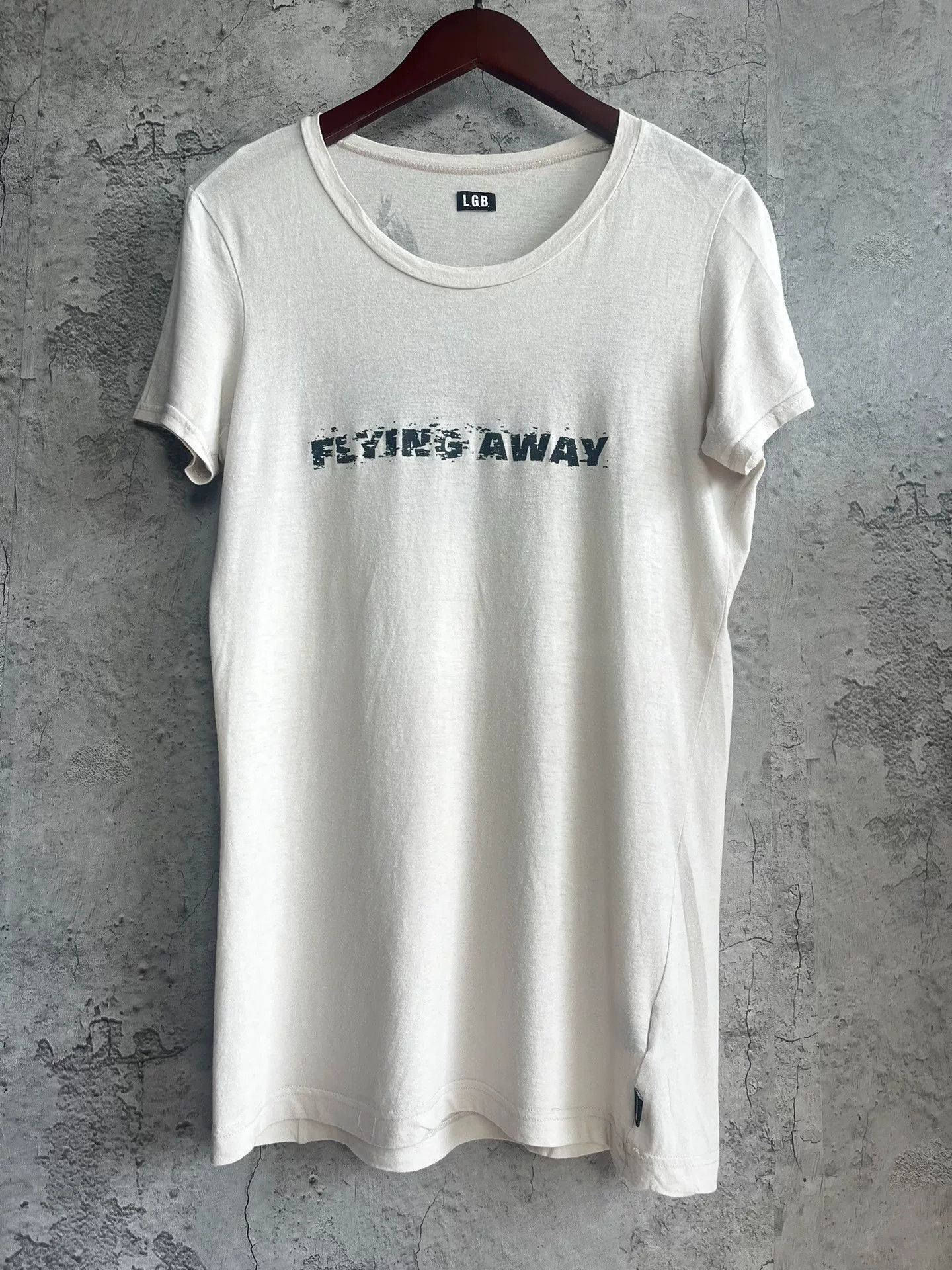 Japanese Brand l.g.b flying away graphic tee shirt Size US L / EU 52-54 / 3 - 8 Thumbnail