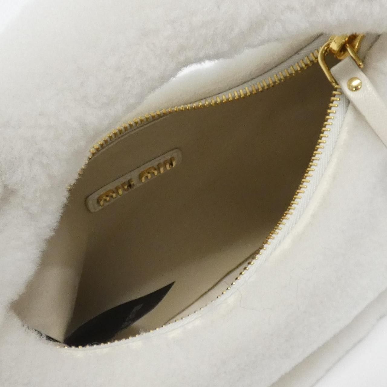 Miu Miu Miu Miu Miu Miu 5BC125 Montone Shoulder Bag Leather Crossbody Bag 5BC125 DUTY FREE for USA Size ONE SIZE - 8 Thumbnail