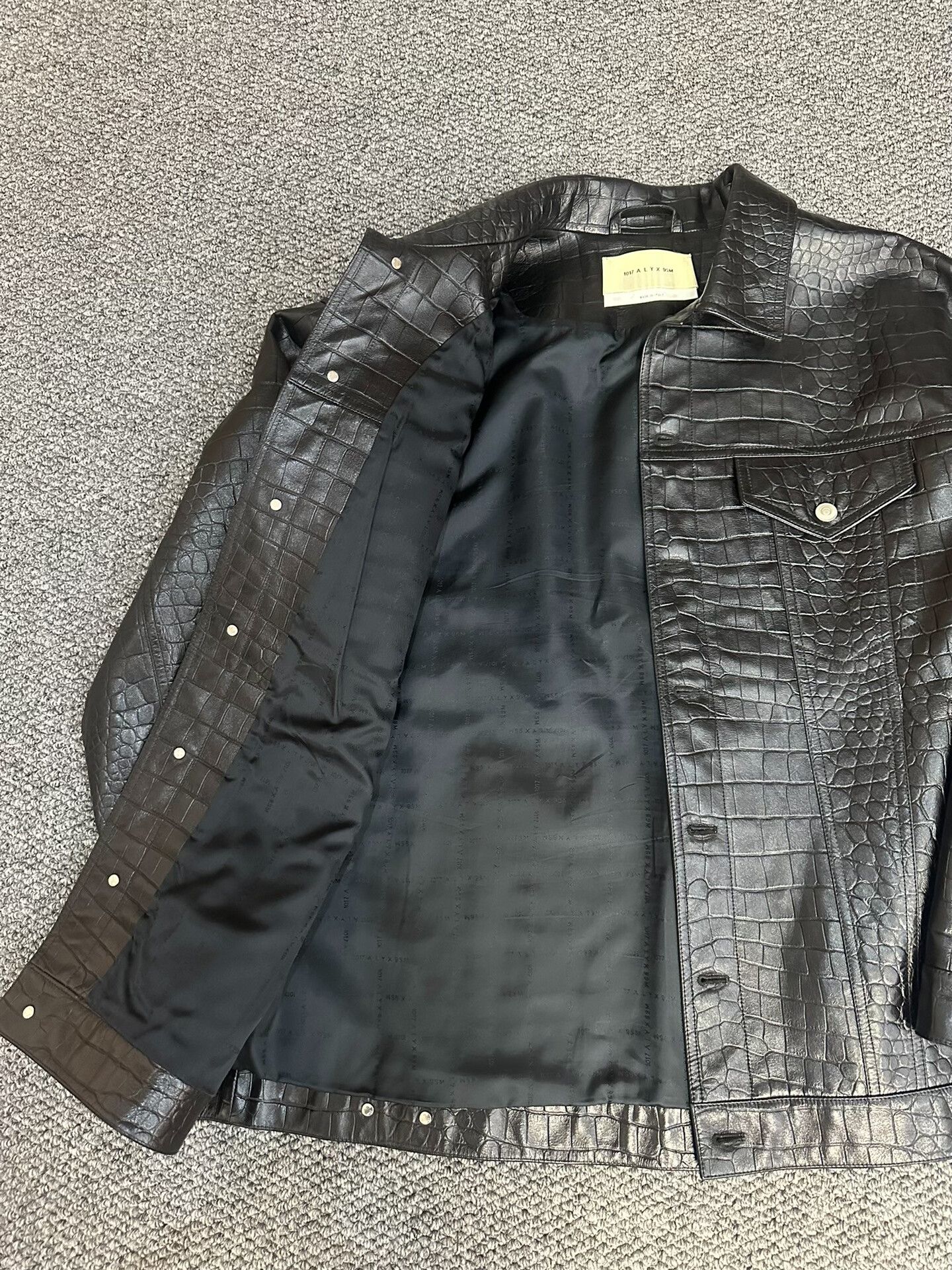 1017 ALYX 9SM black leather shirt jacket with unique texture Size US M / EU 48-50 / 2 - 4 Thumbnail