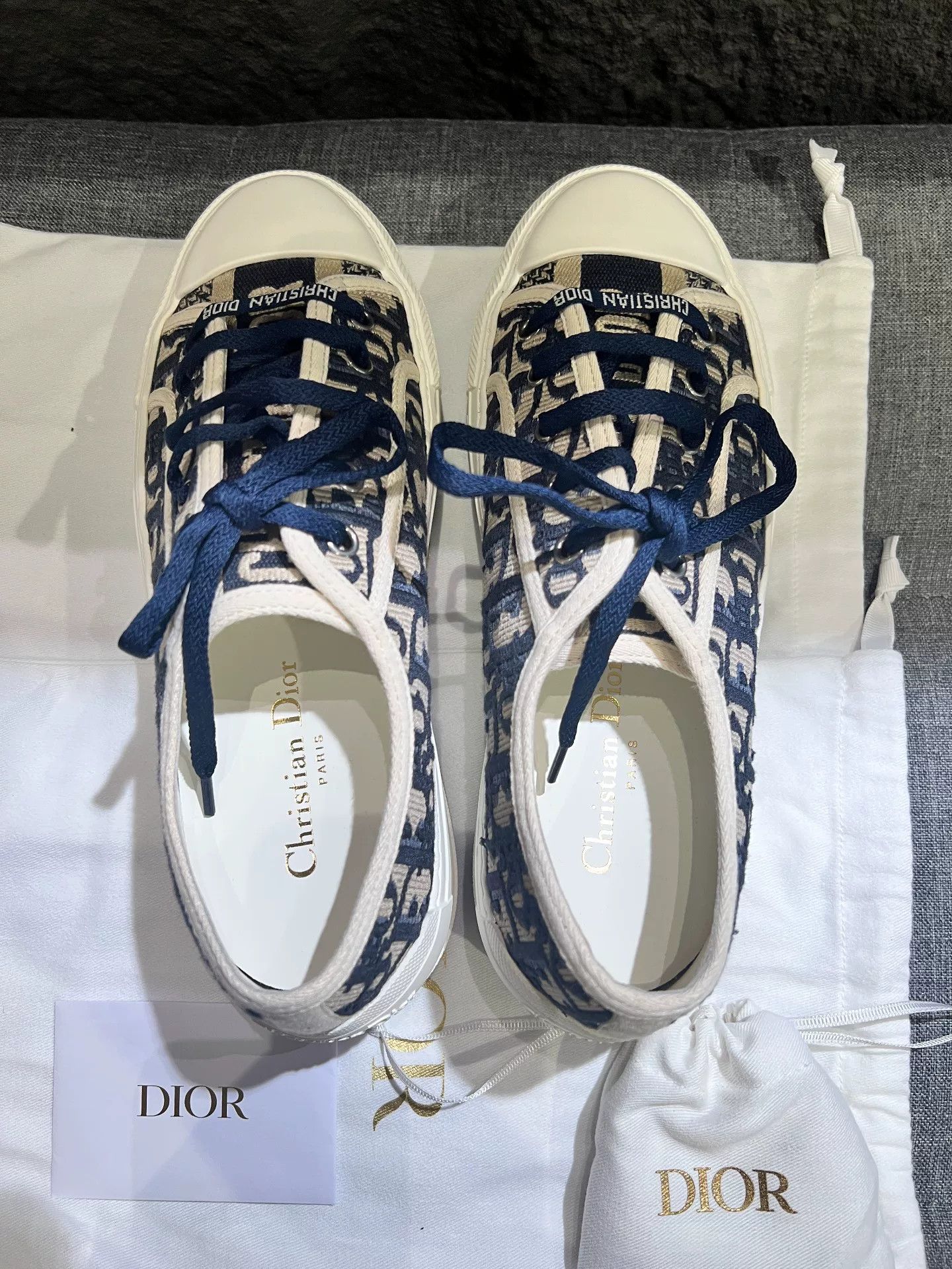 Dior dior walk'n dior embroidered canvas sneakers Size US 7.5 / IT 37.5 - 4 Thumbnail
