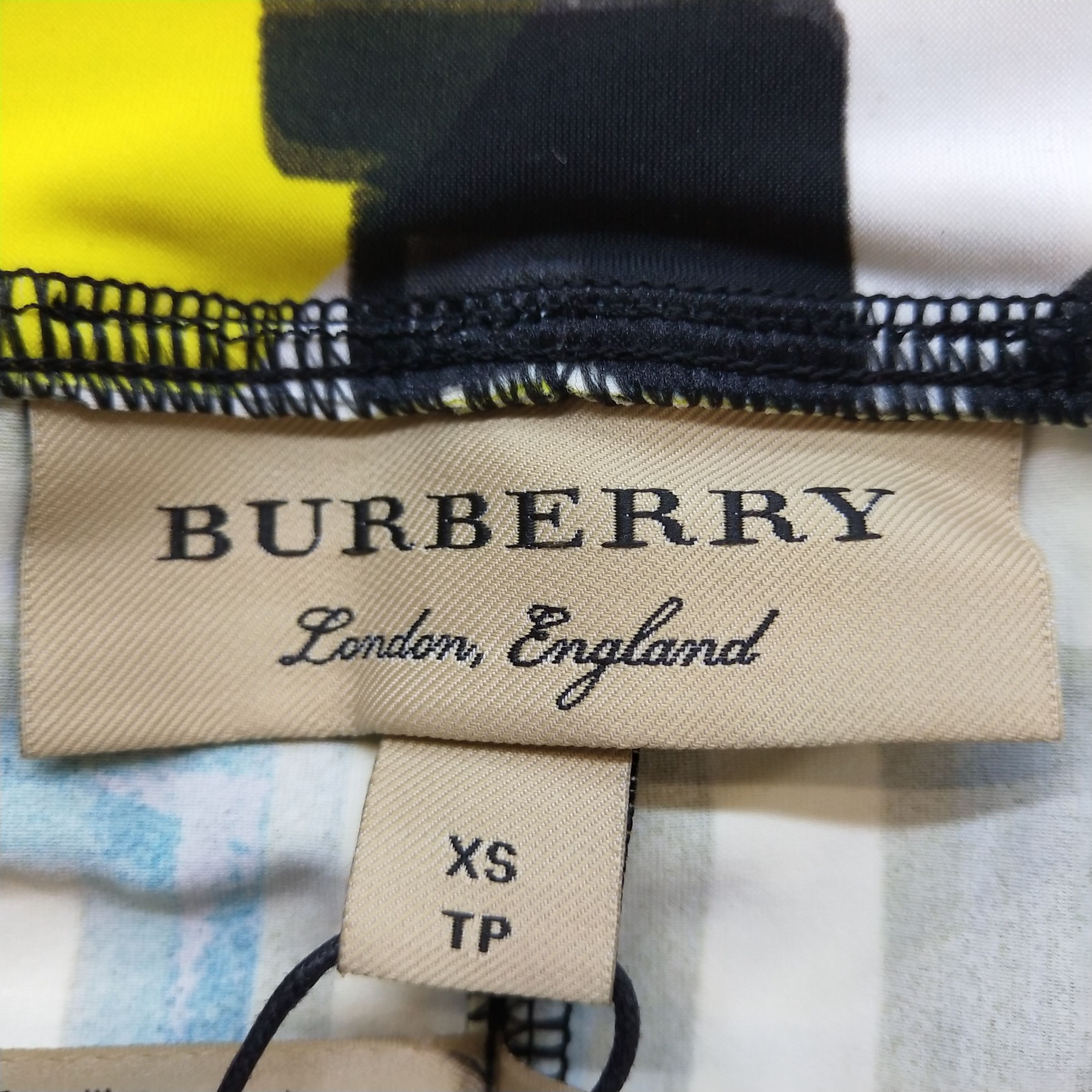 Burberry Burberry Colorful Logo Leggings in XS Size 0079 Size US 26 / EU 42 - 4 Thumbnail