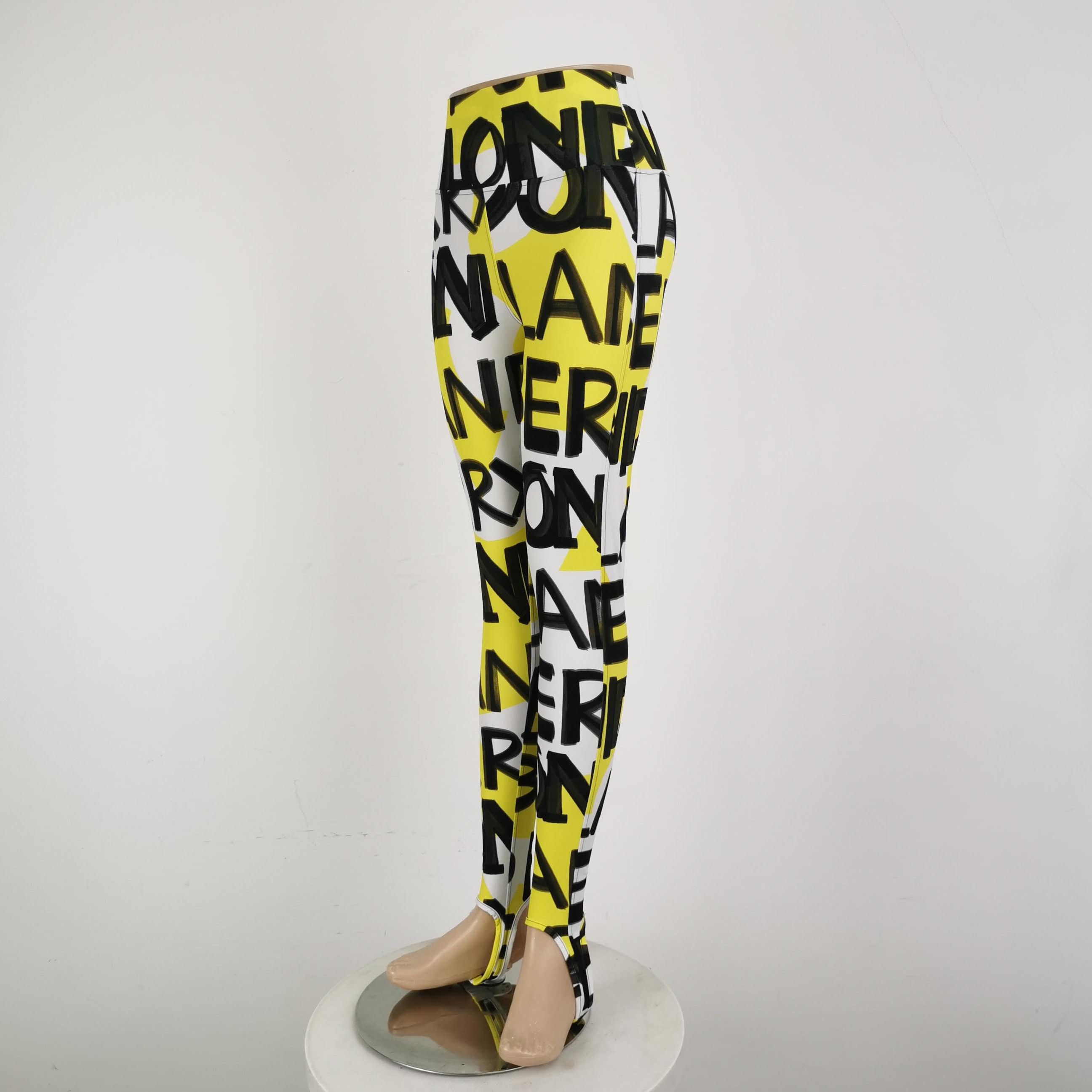 Burberry Burberry Colorful Logo Leggings in XS Size 0079 Size US 26 / EU 42 - 2 Thumbnail