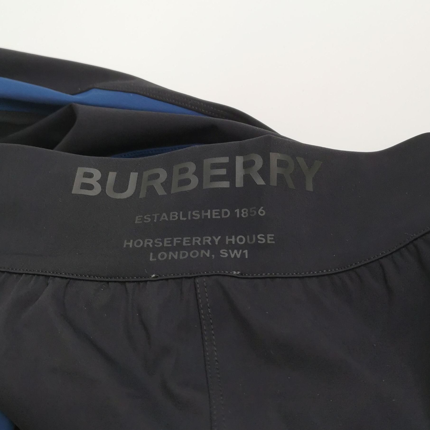 Burberry Burberry Color-Block Logo Leggings in XS Size 0079 Size US 26 / EU 42 - 3 Thumbnail