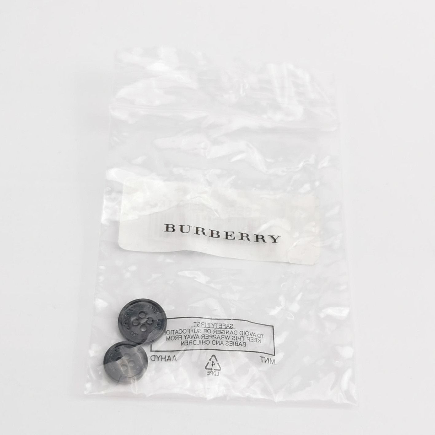 Burberry Burberry Color-Block Plaid Long Sleeve Shirt 0079 Size US S / EU 44-46 / 1 - 6 Thumbnail