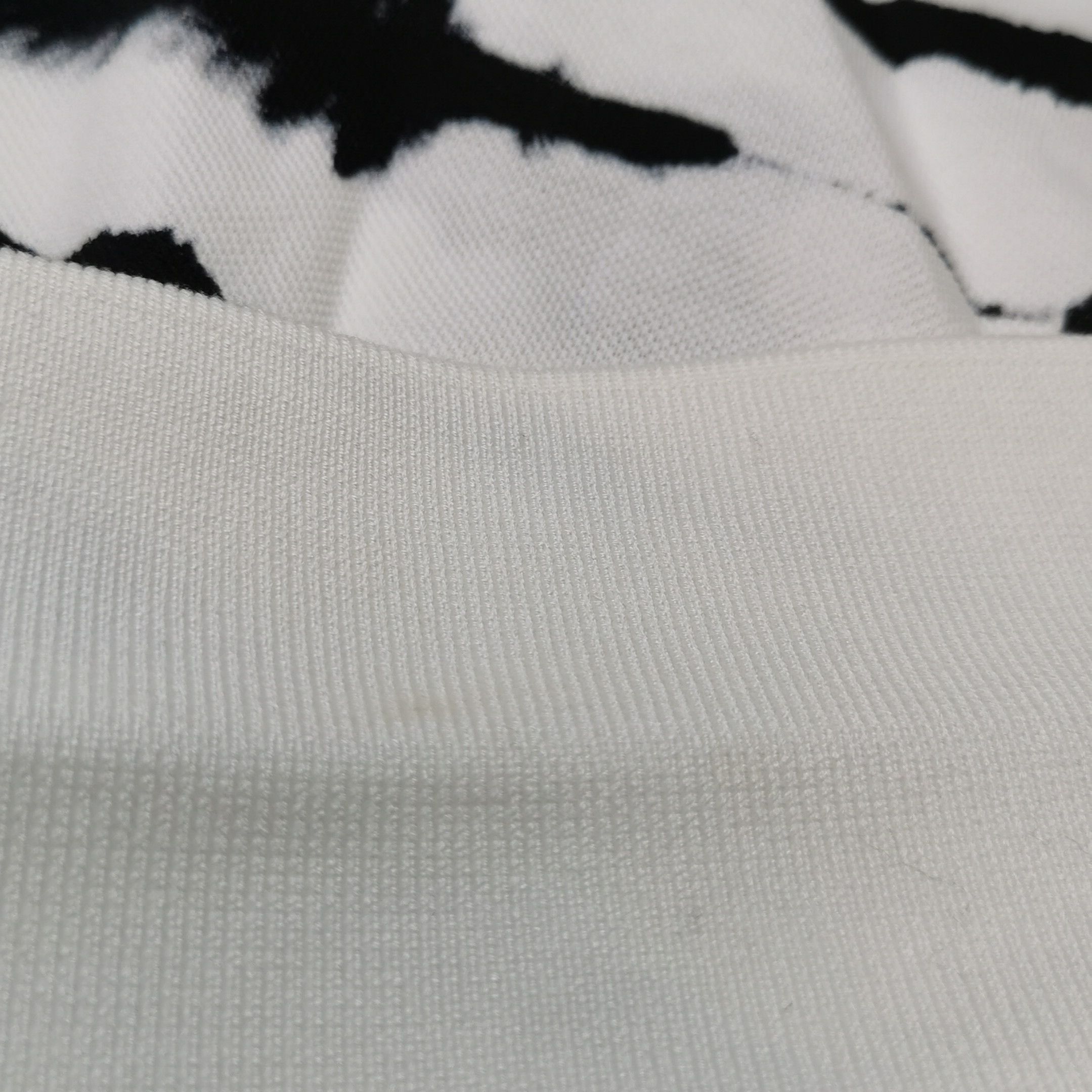 Burberry Burberry Long Sleeve Color-Block T-shirt 0079 Size US S / EU 44-46 / 1 - 9 Thumbnail