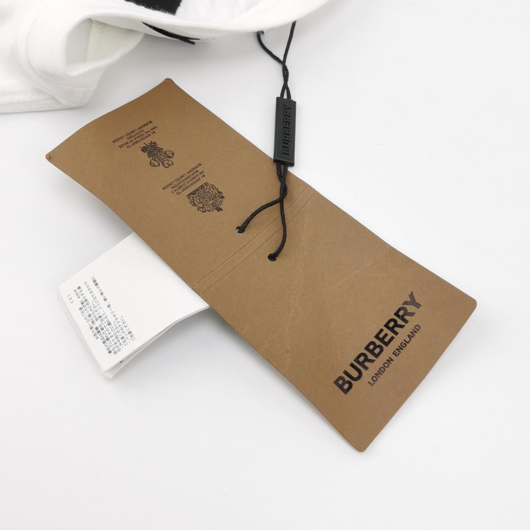 Burberry Burberry Cotton Graphic Print T-Shirt in XS 0079 Size US XS / EU 42 / 0 - 4 Thumbnail