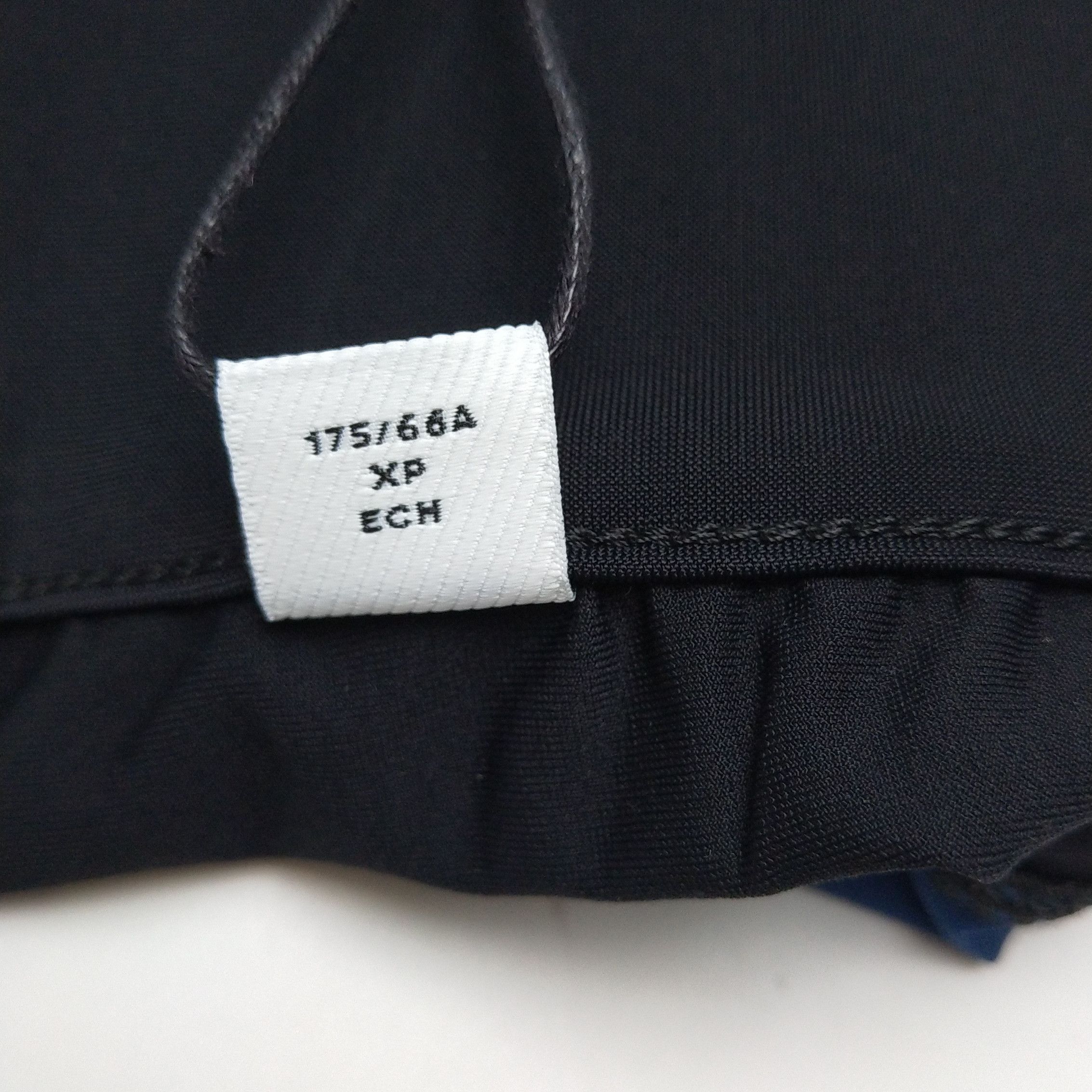 Burberry Burberry Color Block Logo Leggings in XS 0079 Size US 26 / EU 42 - 7 Thumbnail