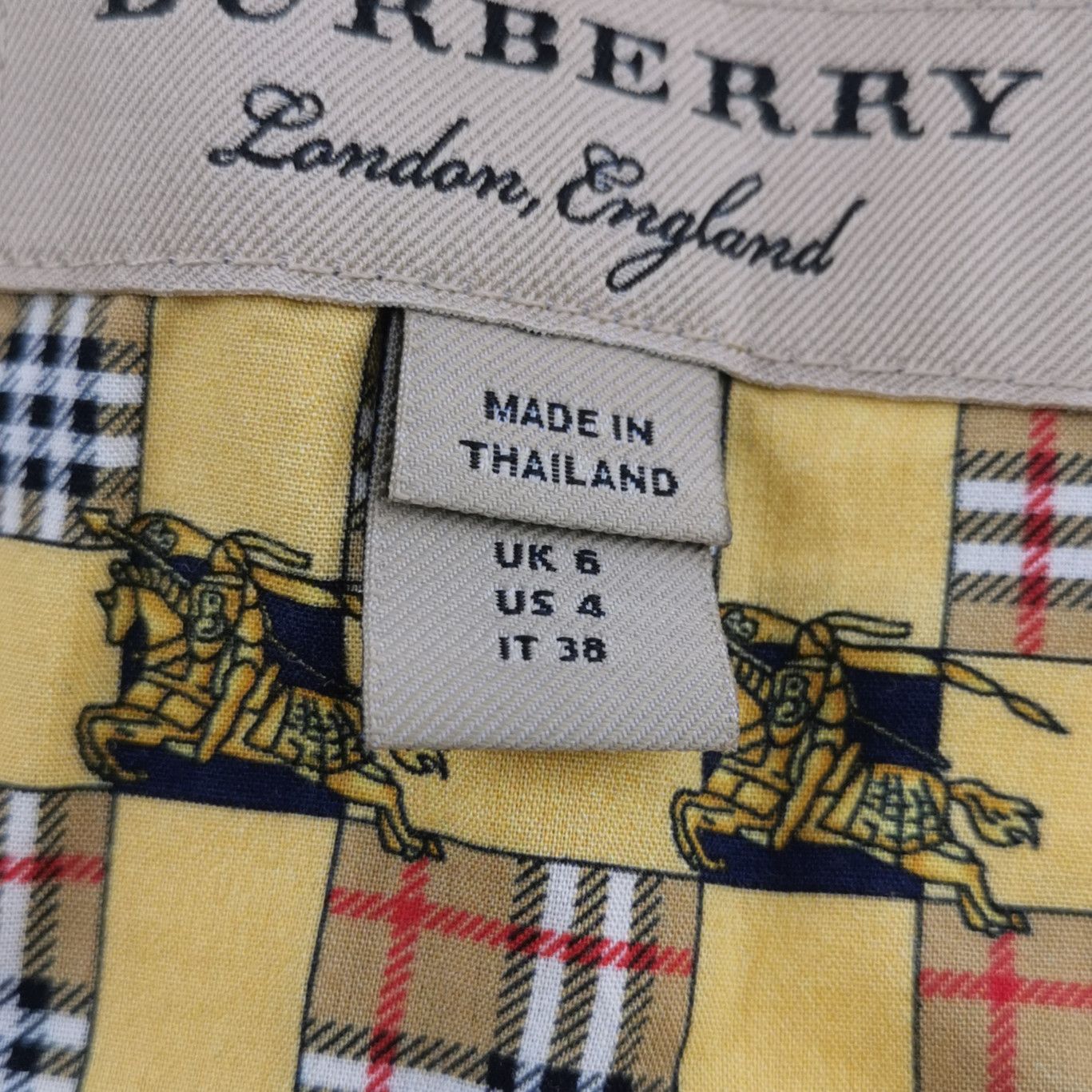 Burberry Burberry Colorful Graphic Pattern Short Sleeve Shirt 0079 Size US S / EU 44-46 / 1 - 6 Thumbnail