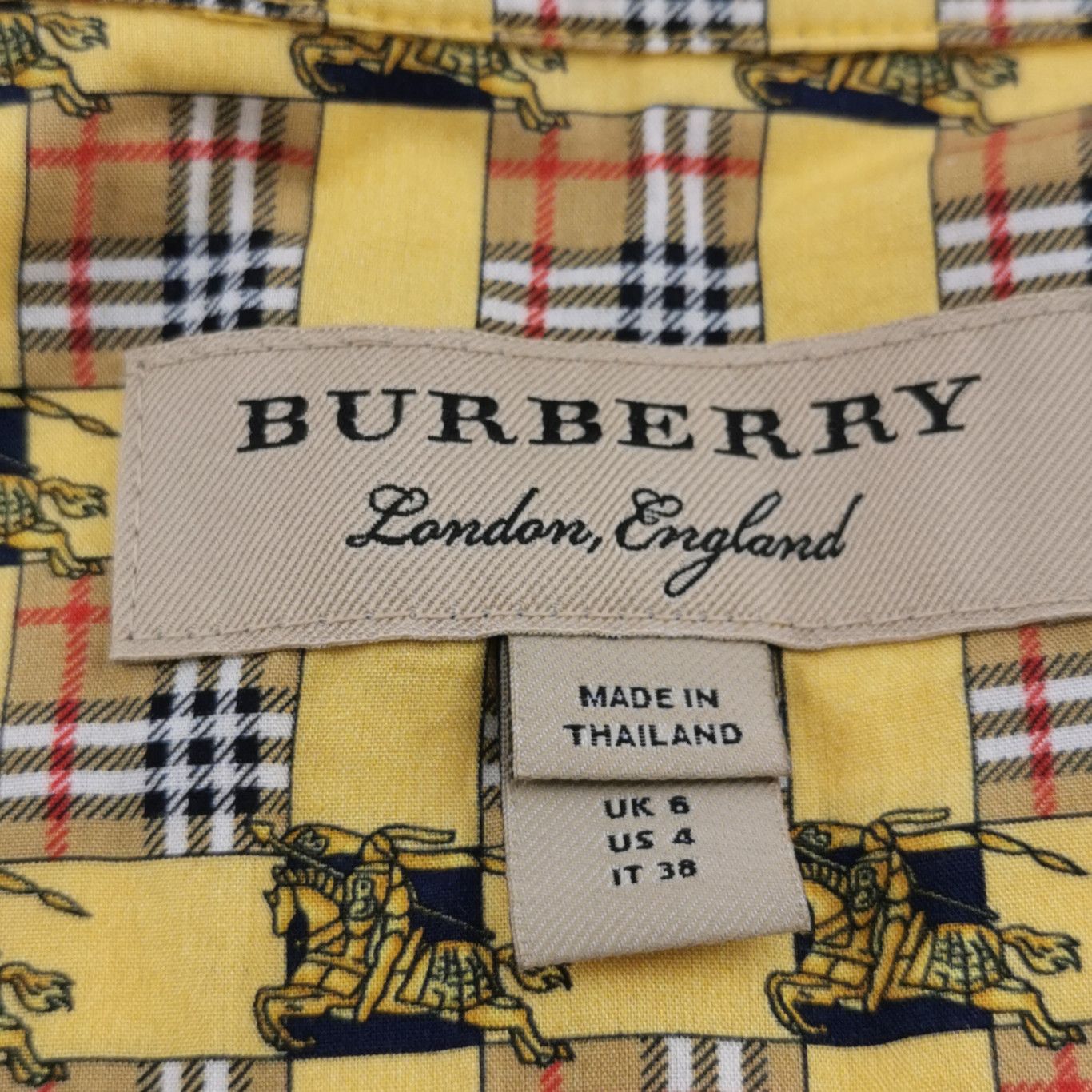 Burberry Burberry Colorful Graphic Pattern Short Sleeve Shirt 0079 Size US S / EU 44-46 / 1 - 5 Thumbnail