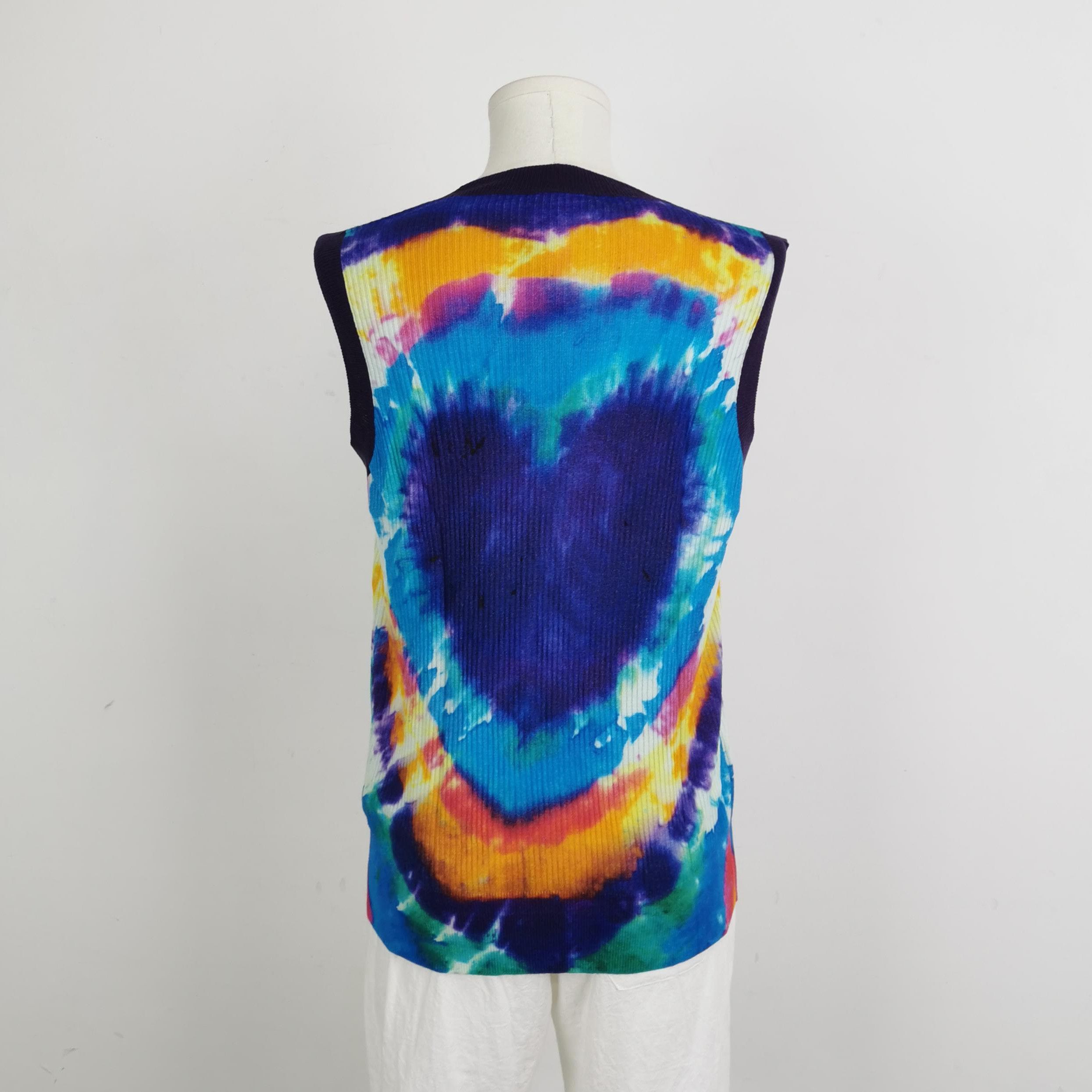 Burberry Burberry Sleeveless Knit Top with Colorful Print 0079 Size US S / EU 44-46 / 1 - 3 Thumbnail