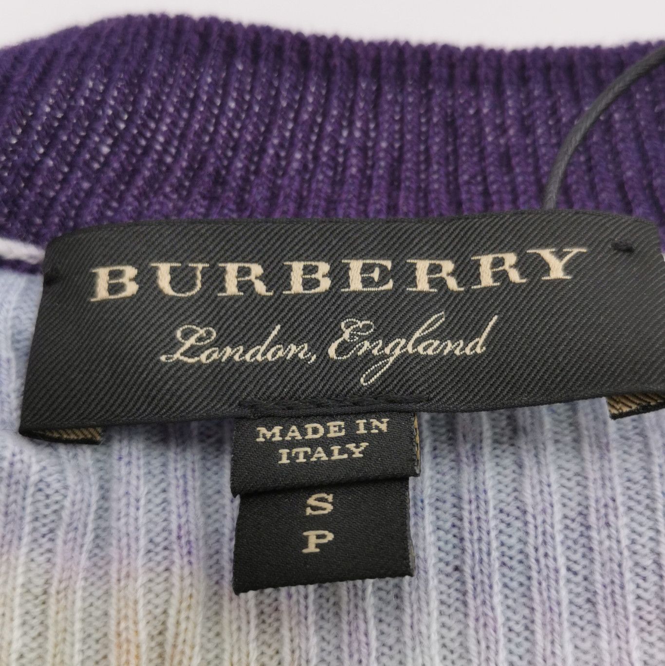 Burberry Burberry Sleeveless Knit Top with Colorful Print 0079 Size US S / EU 44-46 / 1 - 6 Thumbnail