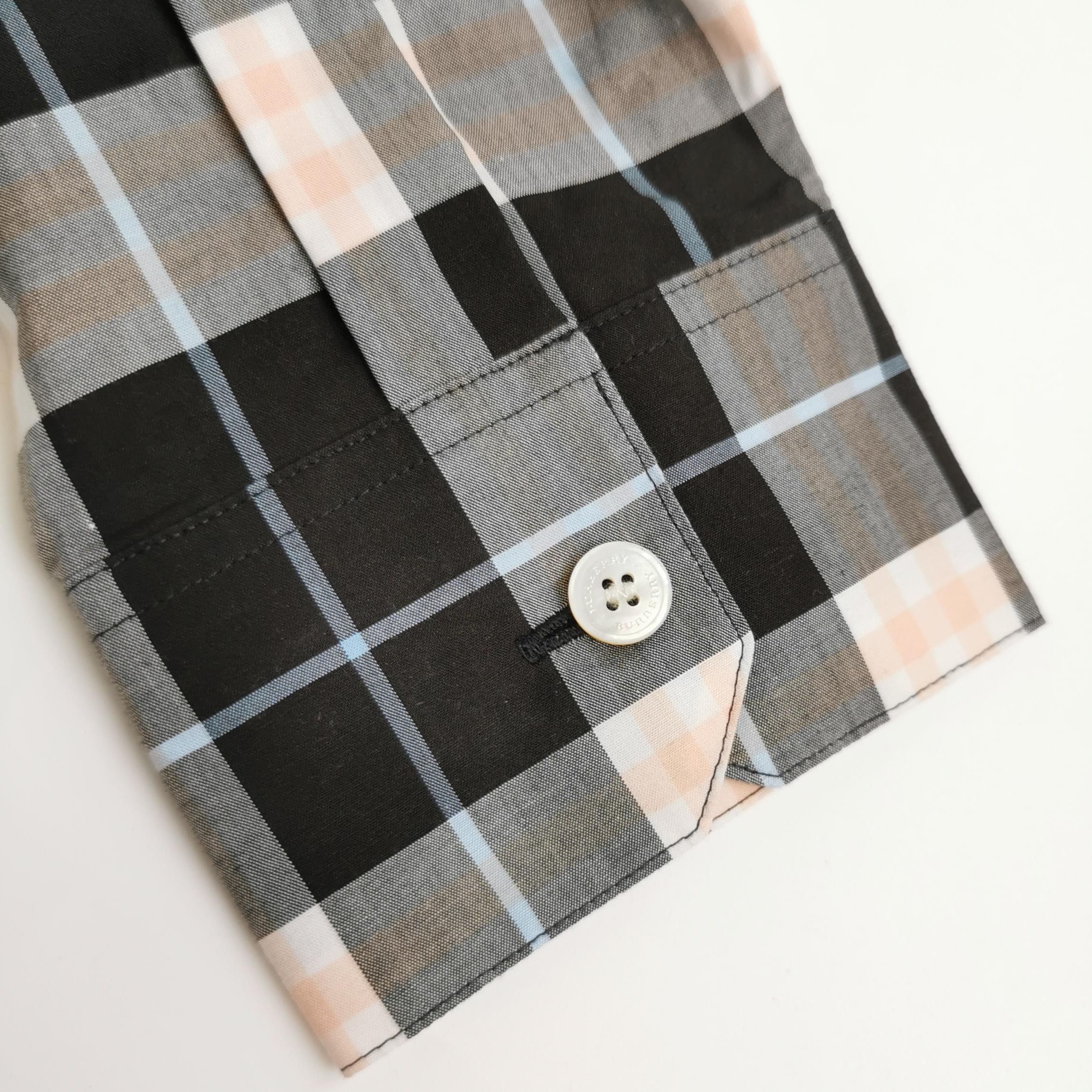Burberry Burberry Checkered Cotton Button-Up Shirt 0079 Size US XS / EU 42 / 0 - 3 Thumbnail
