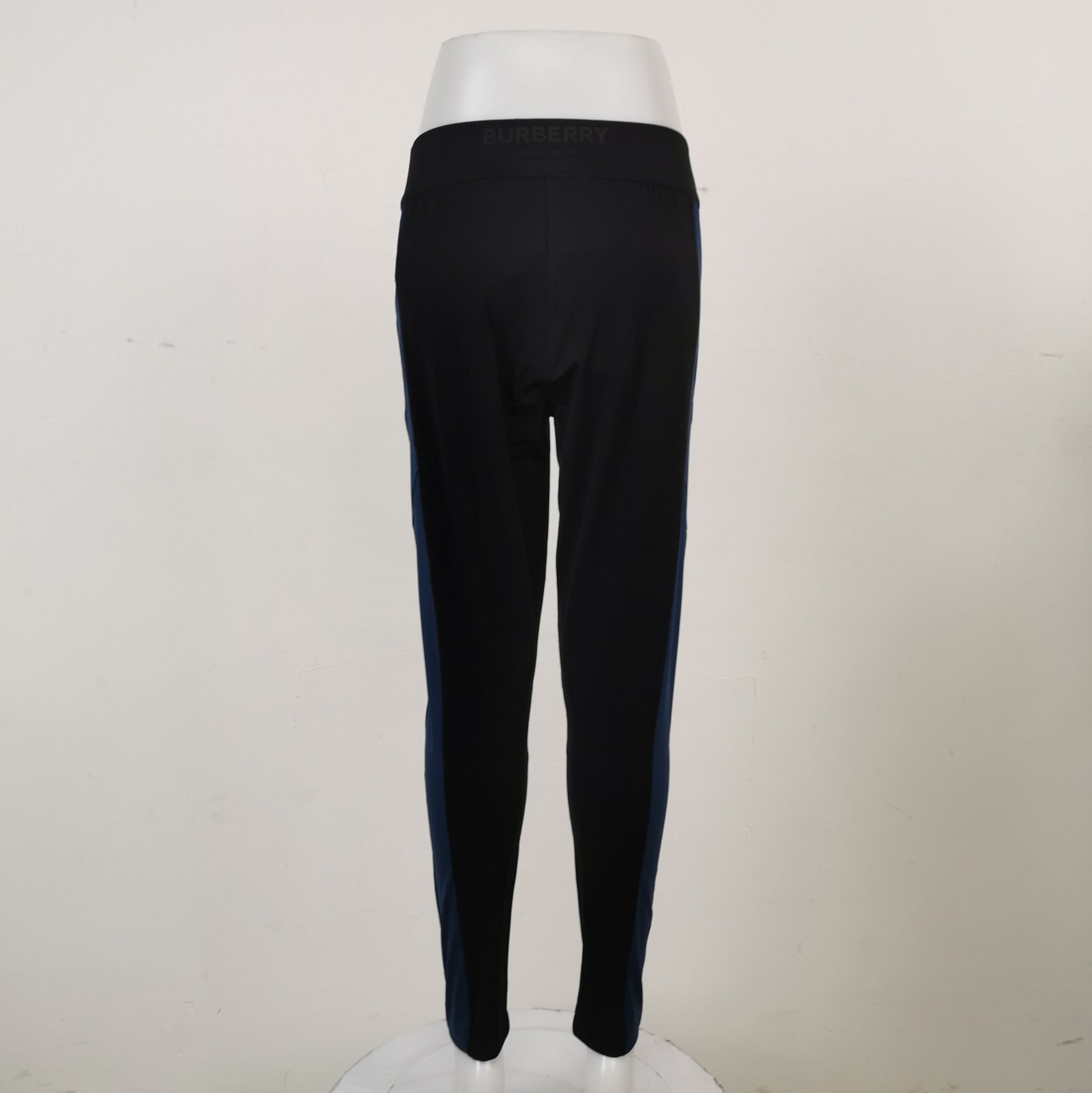 Burberry Burberry Contrast Logo Long Pants Size L 0079 Size US 34 / EU 50 - 2 Thumbnail