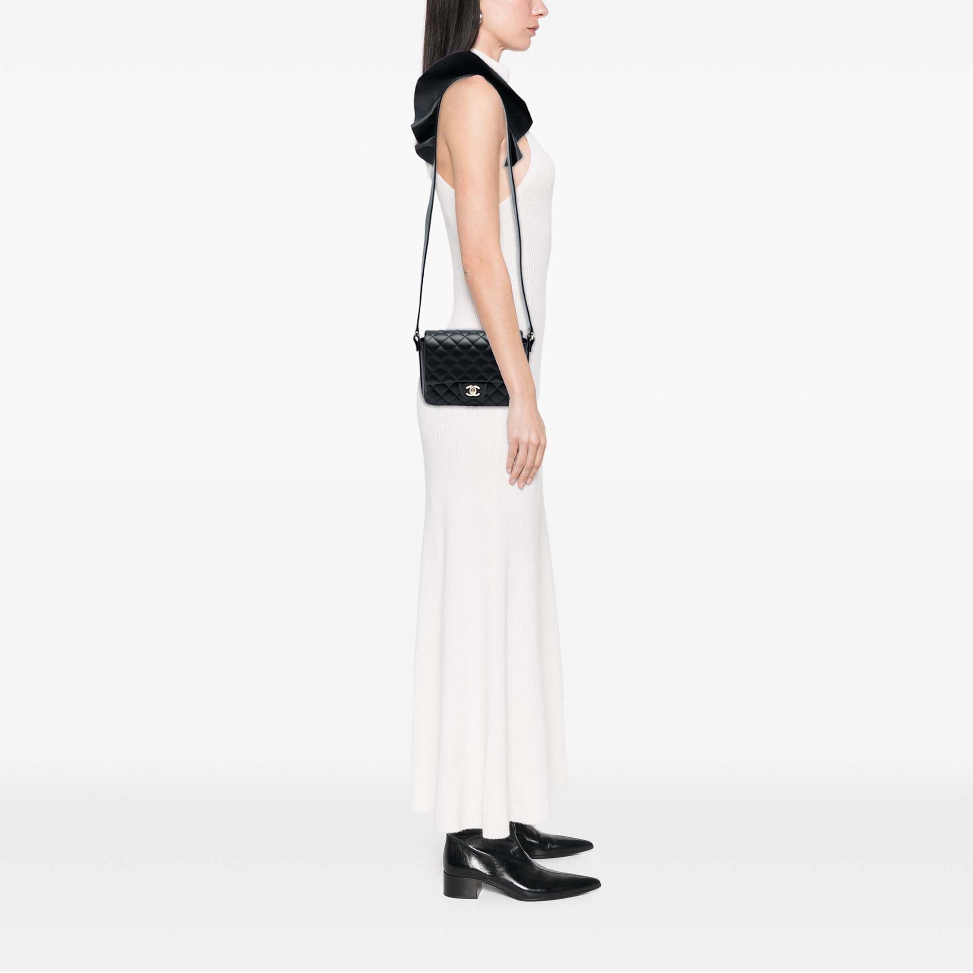 Chanel Chanel Quilted Calfskin Bolero de Chanel Flap Size ONE SIZE - 7 Thumbnail