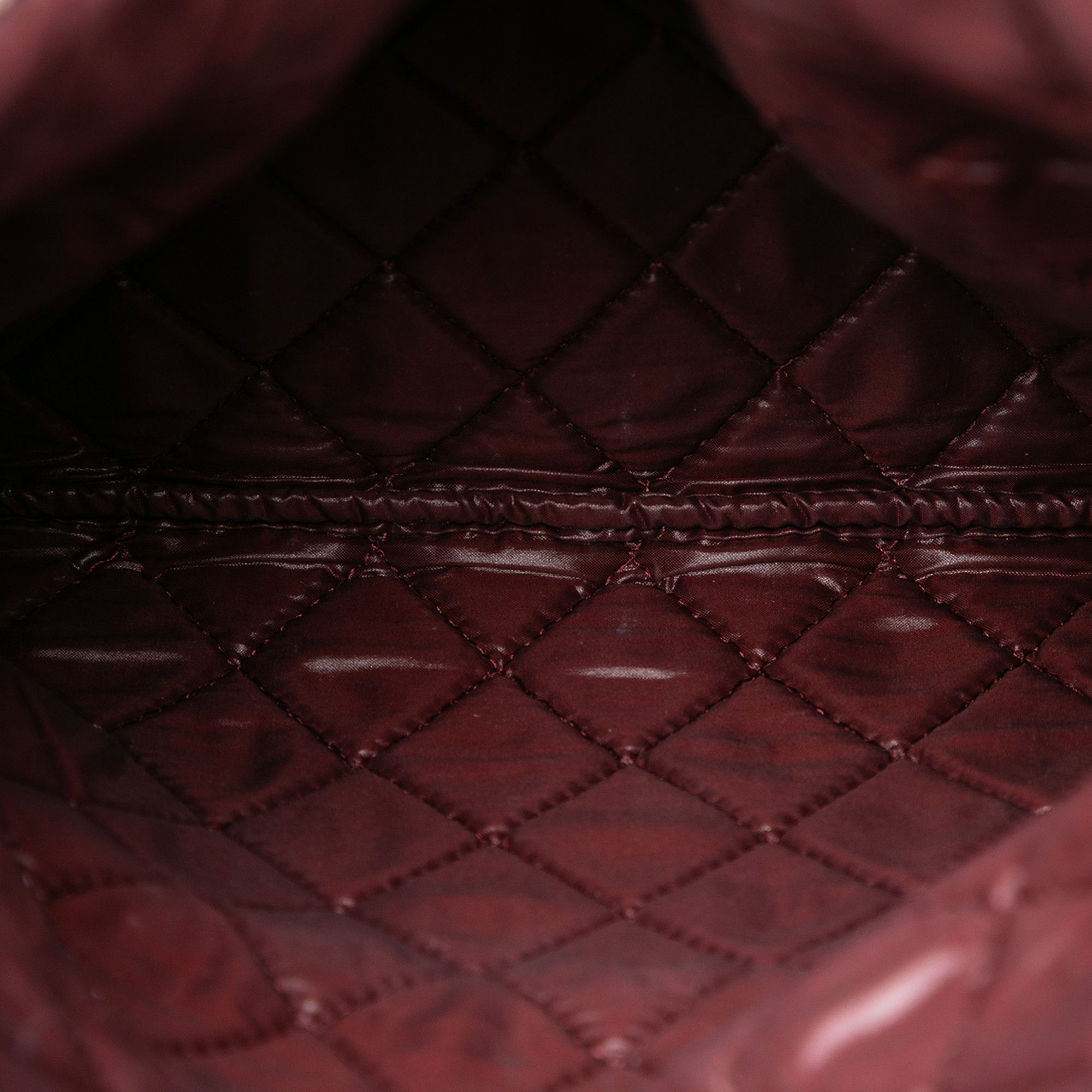 Chanel Chanel Quilted Caviar CC Beauty Foldover Clutch Size ONE SIZE - 4 Thumbnail