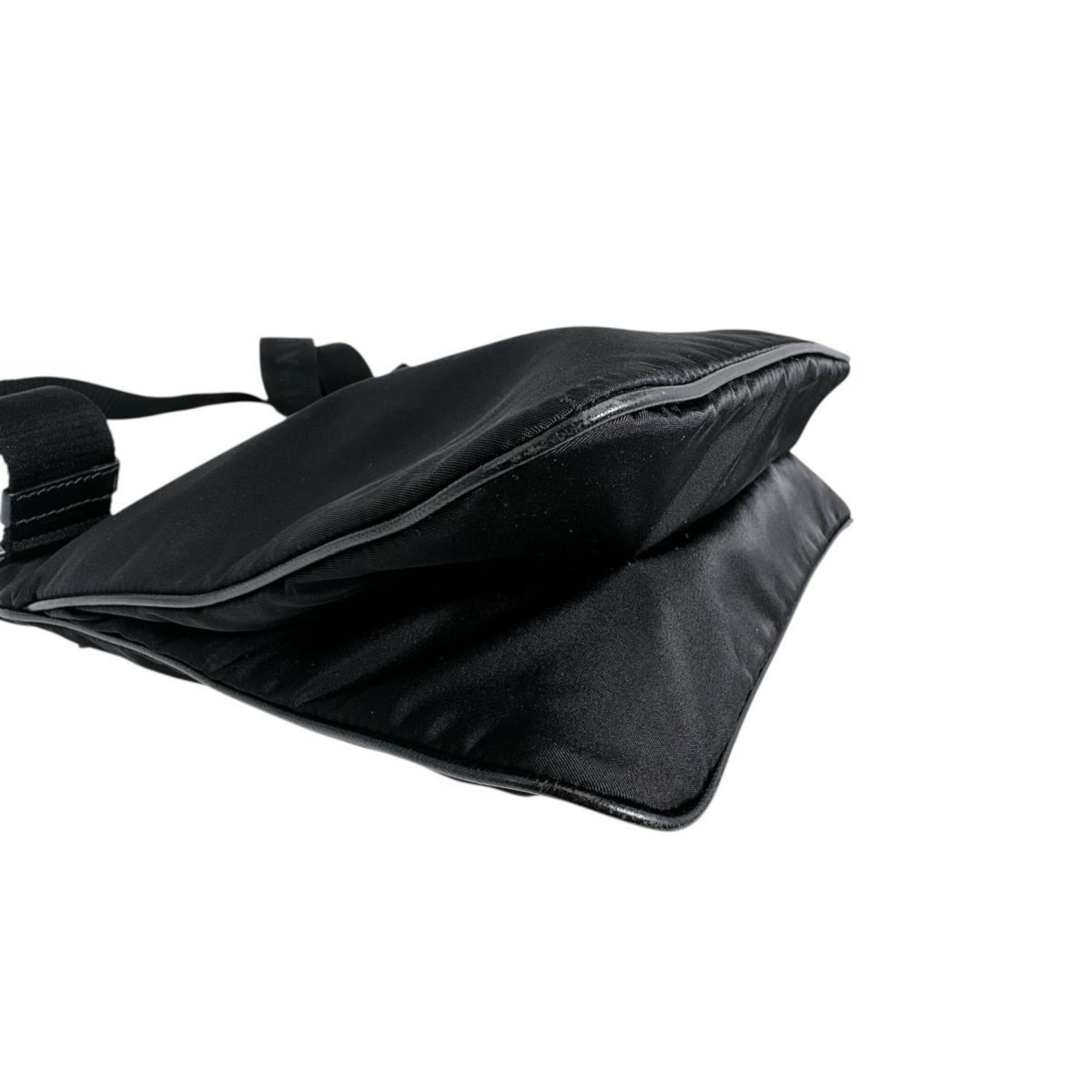 Prada Prada shoulder bag, body triangle logo, nylon, black Size ONE SIZE - 6 Thumbnail