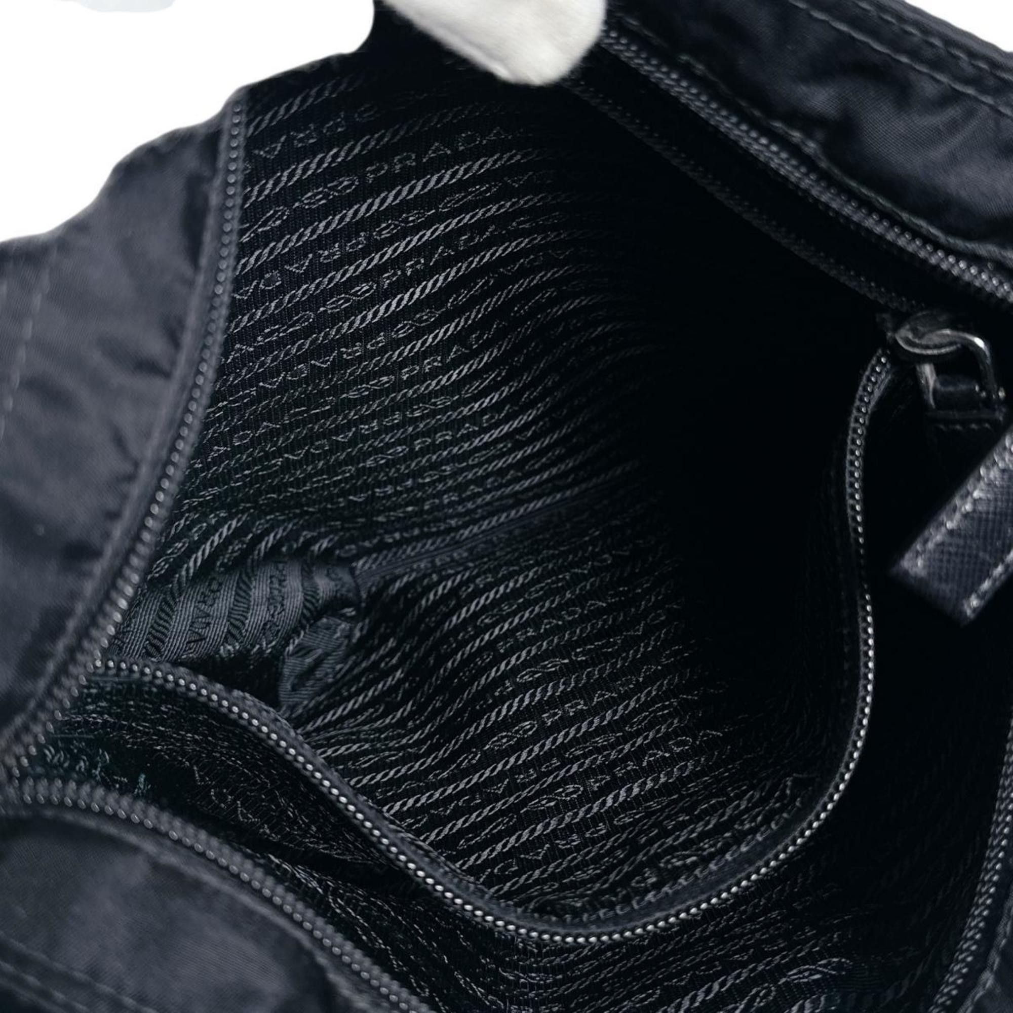 Prada Prada shoulder bag, body triangle logo, nylon, black Size ONE SIZE - 18 Thumbnail
