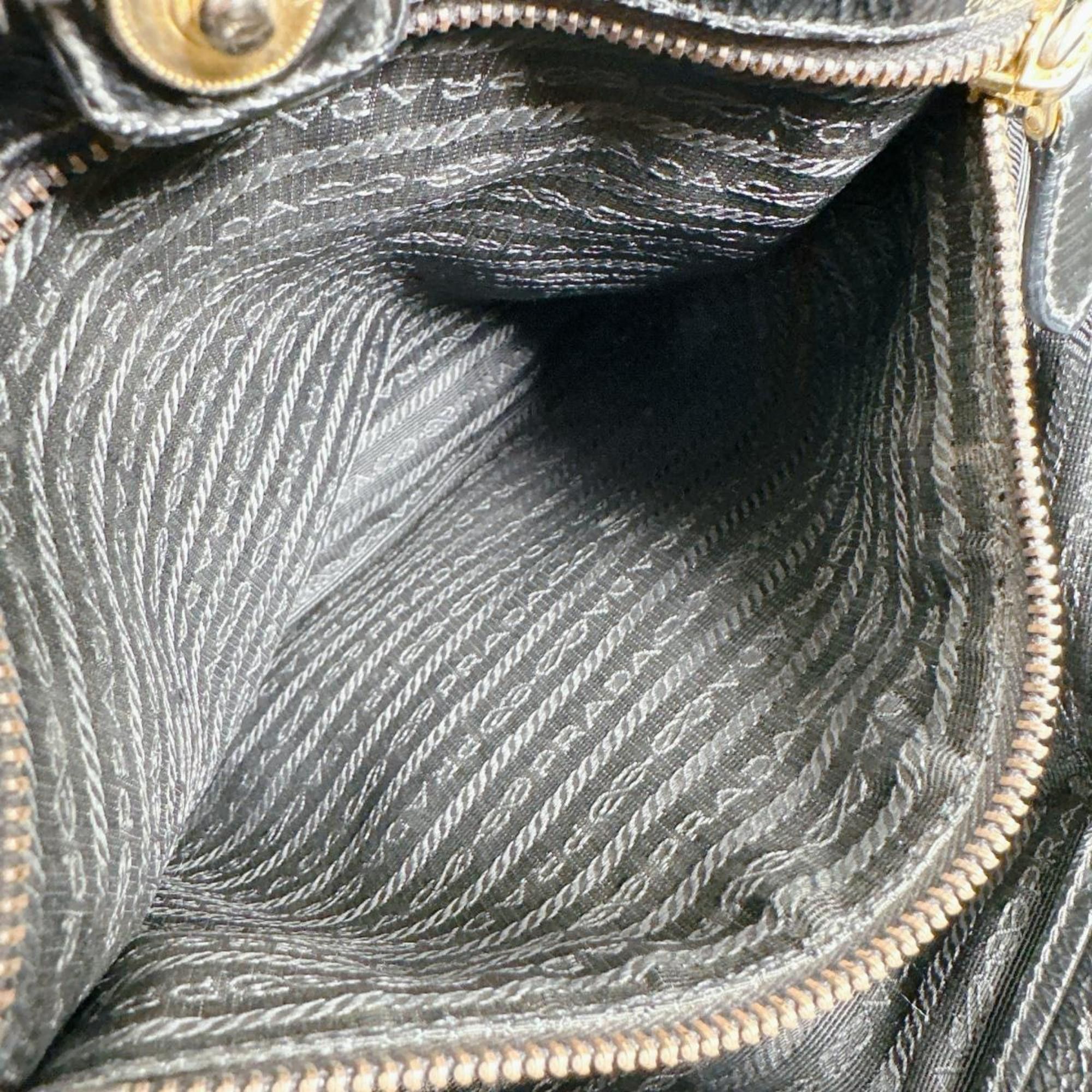 Prada Prada tote bag shoulder in patent leather and black Size ONE SIZE - 13 Thumbnail