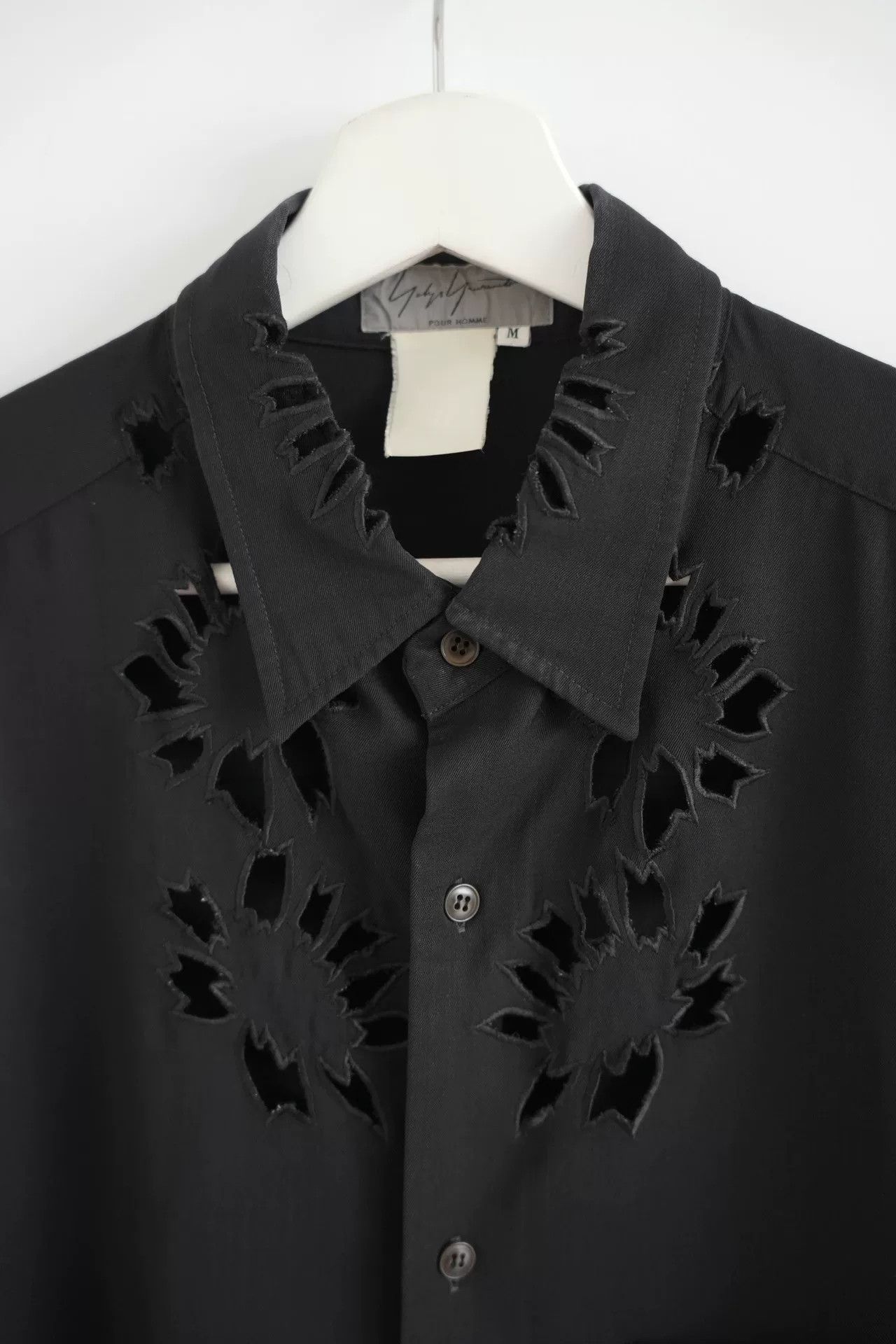 Yohji Yamamoto Yohji Yamamoto 96ss Black Cutout Shirt Size US M / EU 48-50 / 2 - 4 Thumbnail
