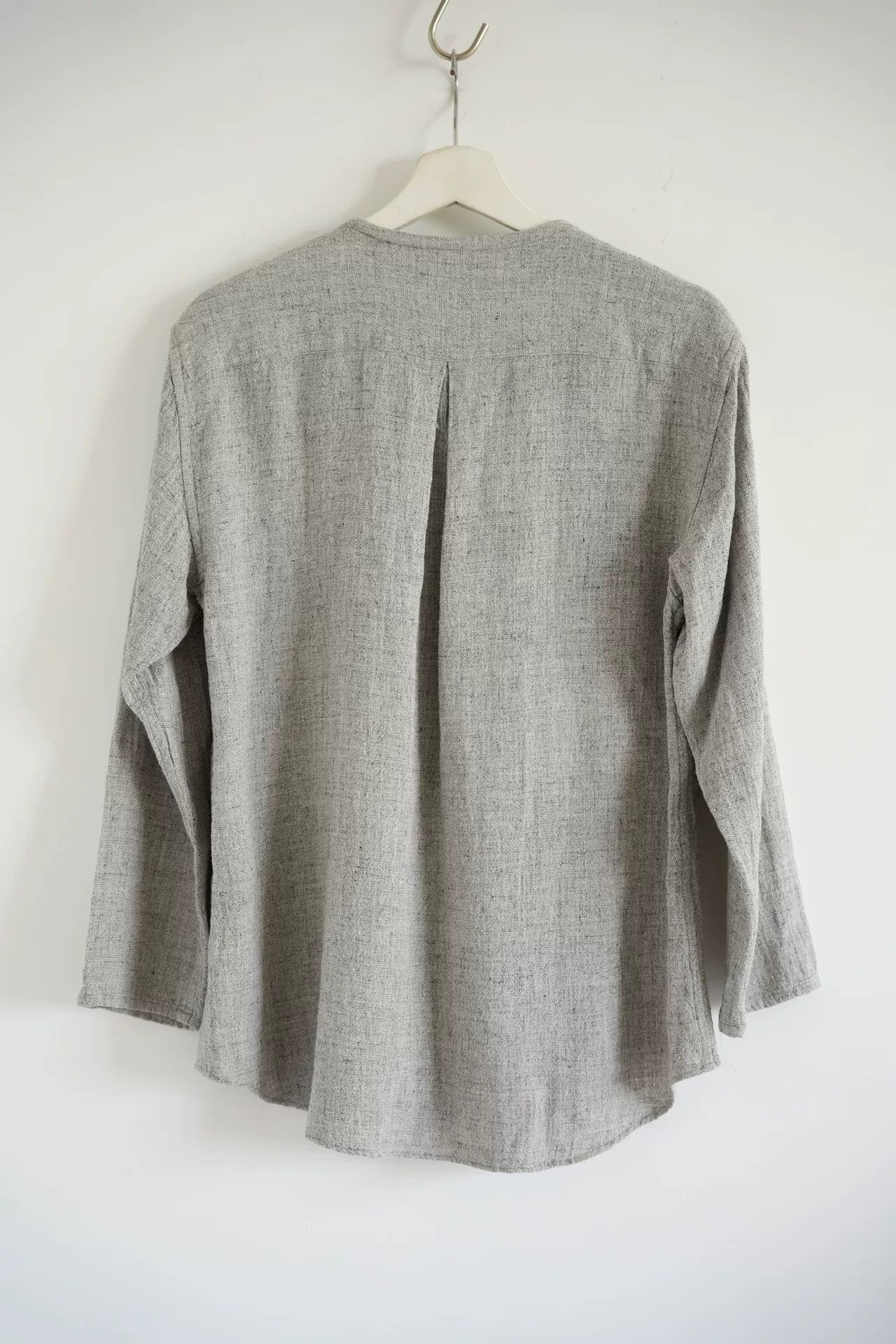 Japanese Brand gray linen button-up shirt by Yuta Matsuoka Size US S / EU 44-46 / 1 - 2 Thumbnail