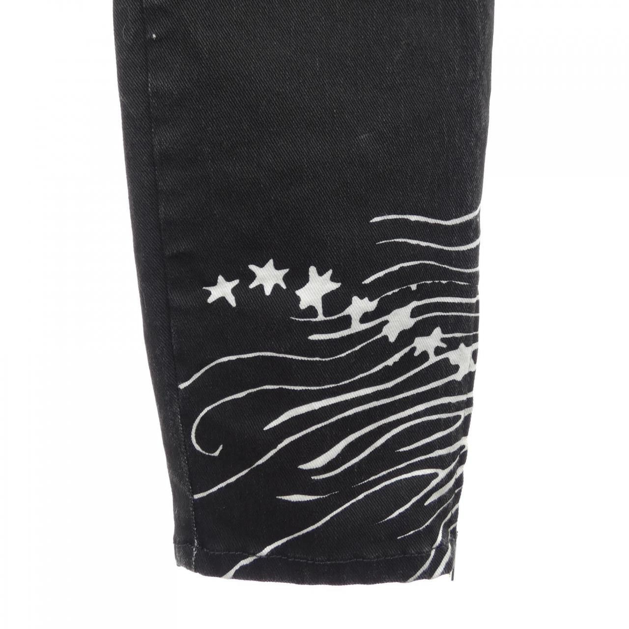 Chanel Chanel Chanel P71979V63579 Jeans Denim Jeans P71979V63579 DUTY FREE for USA Size ONE SIZE - 6 Thumbnail