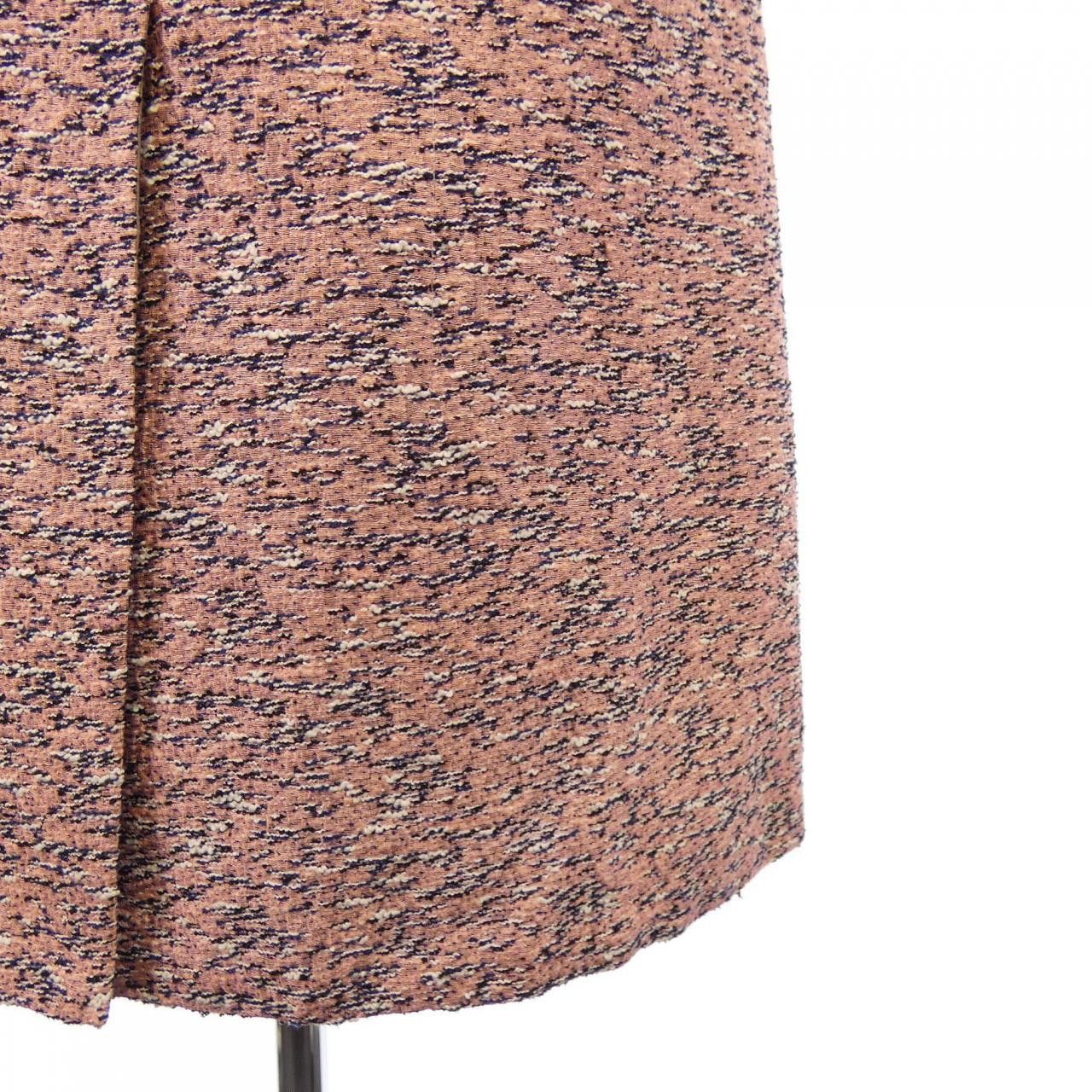 Chanel Chanel Chanel Skirt Skirt Cotton Skirts P40439W04668 11P DUTY FREE for USA Size ONE SIZE - 6 Thumbnail