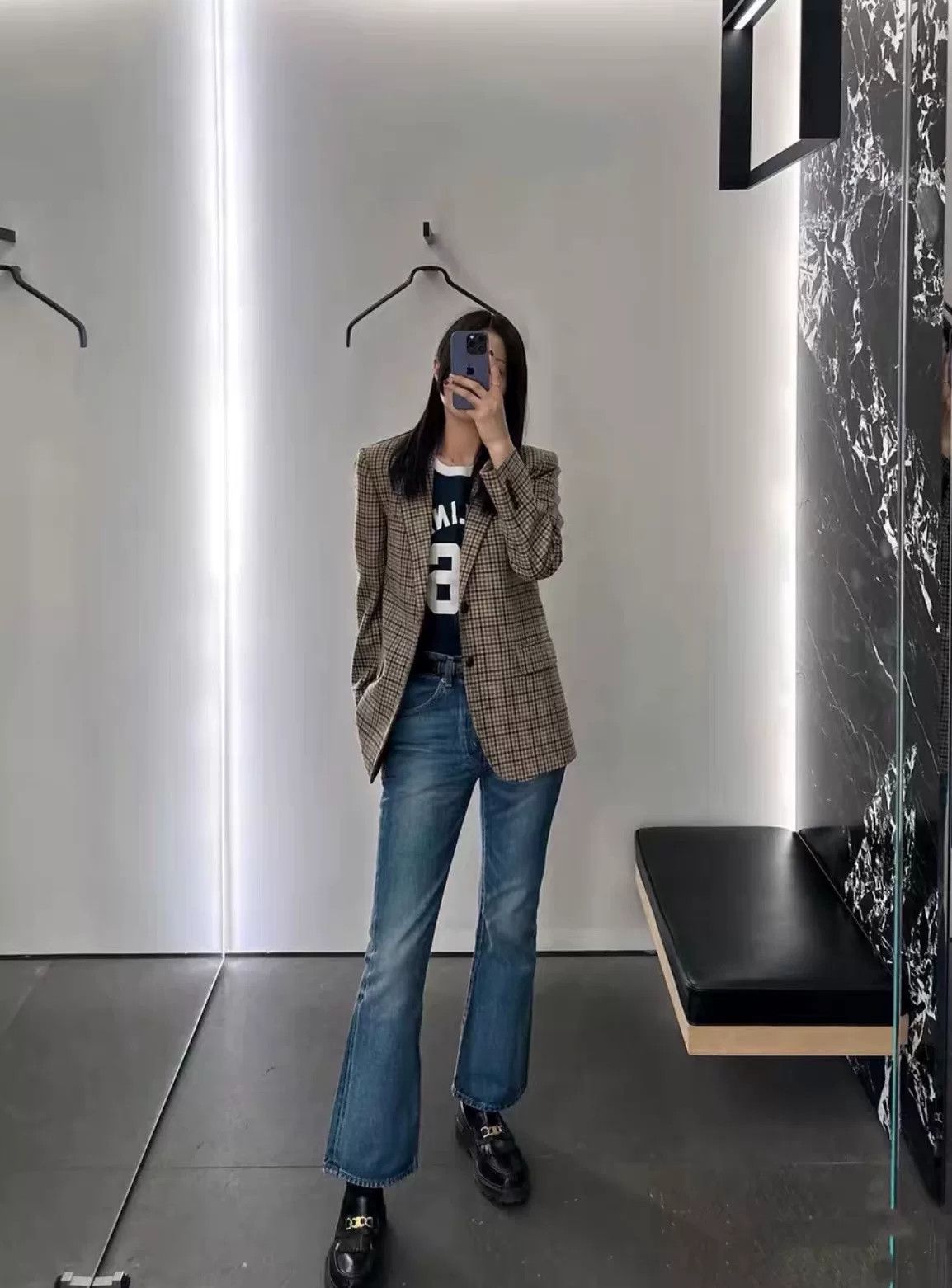 Celine classic blue wash flared denim pants Size 28" / US 6 / IT 42 - 8 Thumbnail