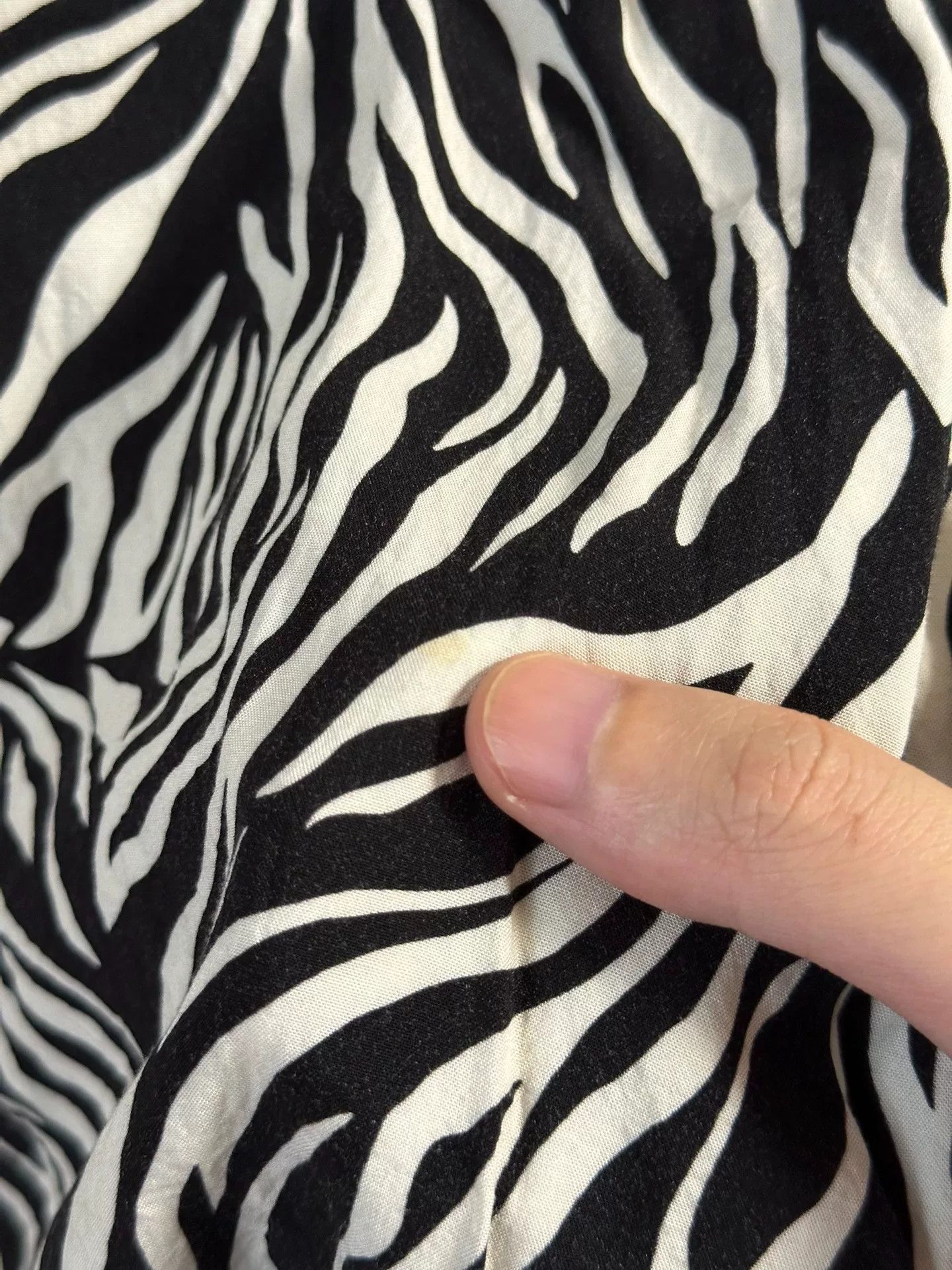 Celine celine black and white zebra print shirt Size US M / EU 48-50 / 2 - 3 Thumbnail