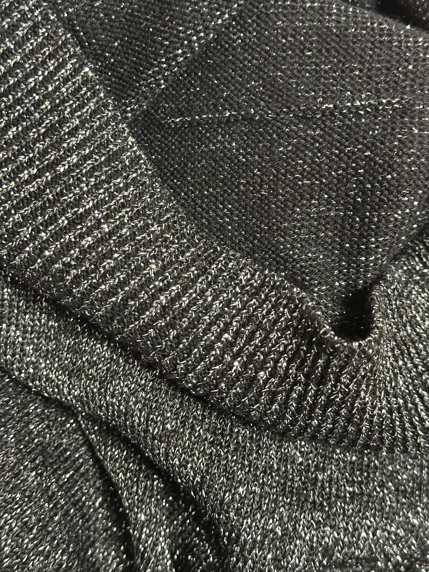 Saint Laurent Paris Saint Laurent Women's Silver Thread Knit Sweater Size XS / US 0-2 / IT 36-38 - 6 Thumbnail