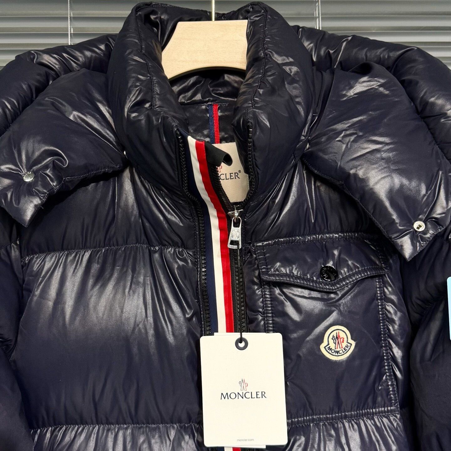 Moncler Moncler Montbeliard Down Jacket with Removable Hood Size US XL / EU 56 / 4 - 3 Thumbnail
