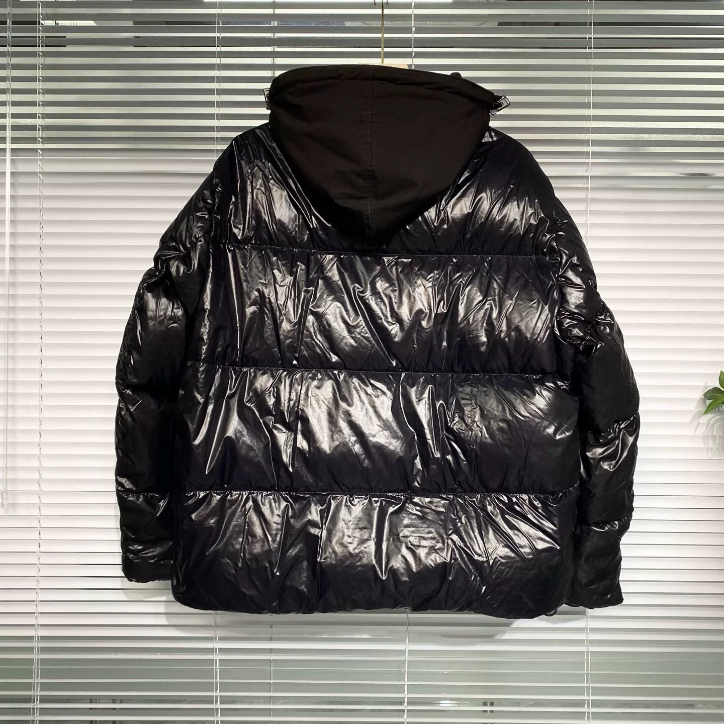Burberry burberry black hooded puffer jacket size L Size US L / EU 52-54 / 3 - 2 Thumbnail