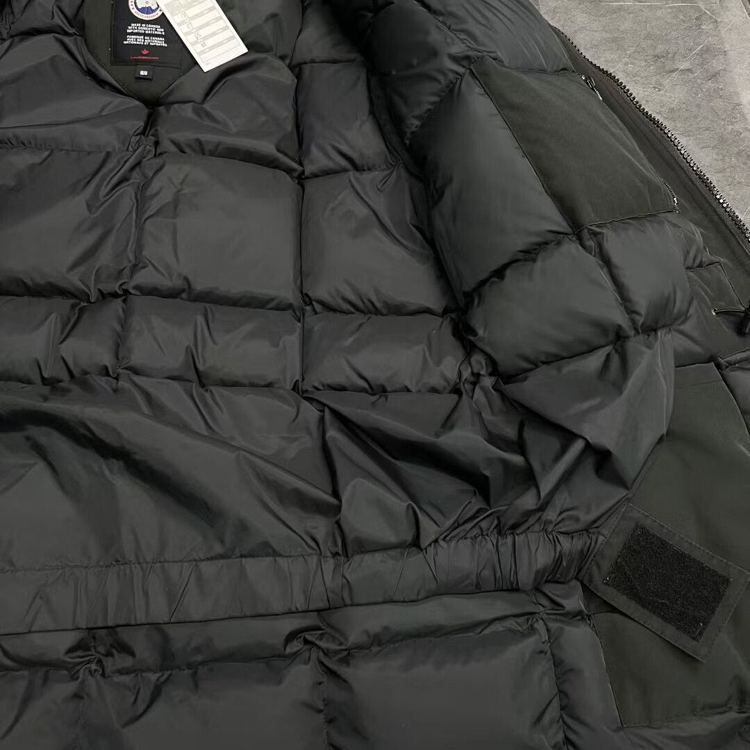 Canada Goose canada goose expedition multi-pocket down jacket Size US M / EU 48-50 / 2 - 5 Thumbnail