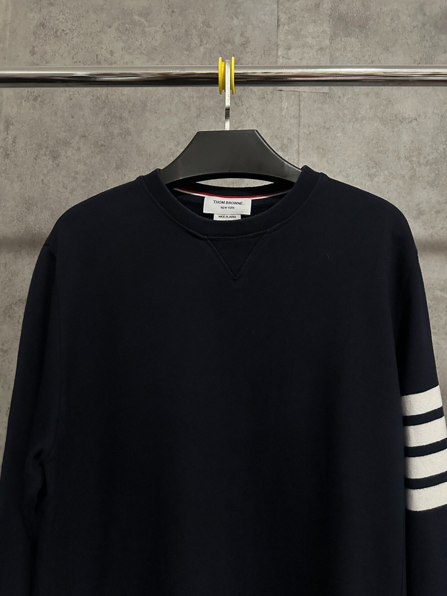 Thom Browne thom browne classic navy crewneck sweatshirt Size US XL / EU 56 / 4 - 2 Thumbnail