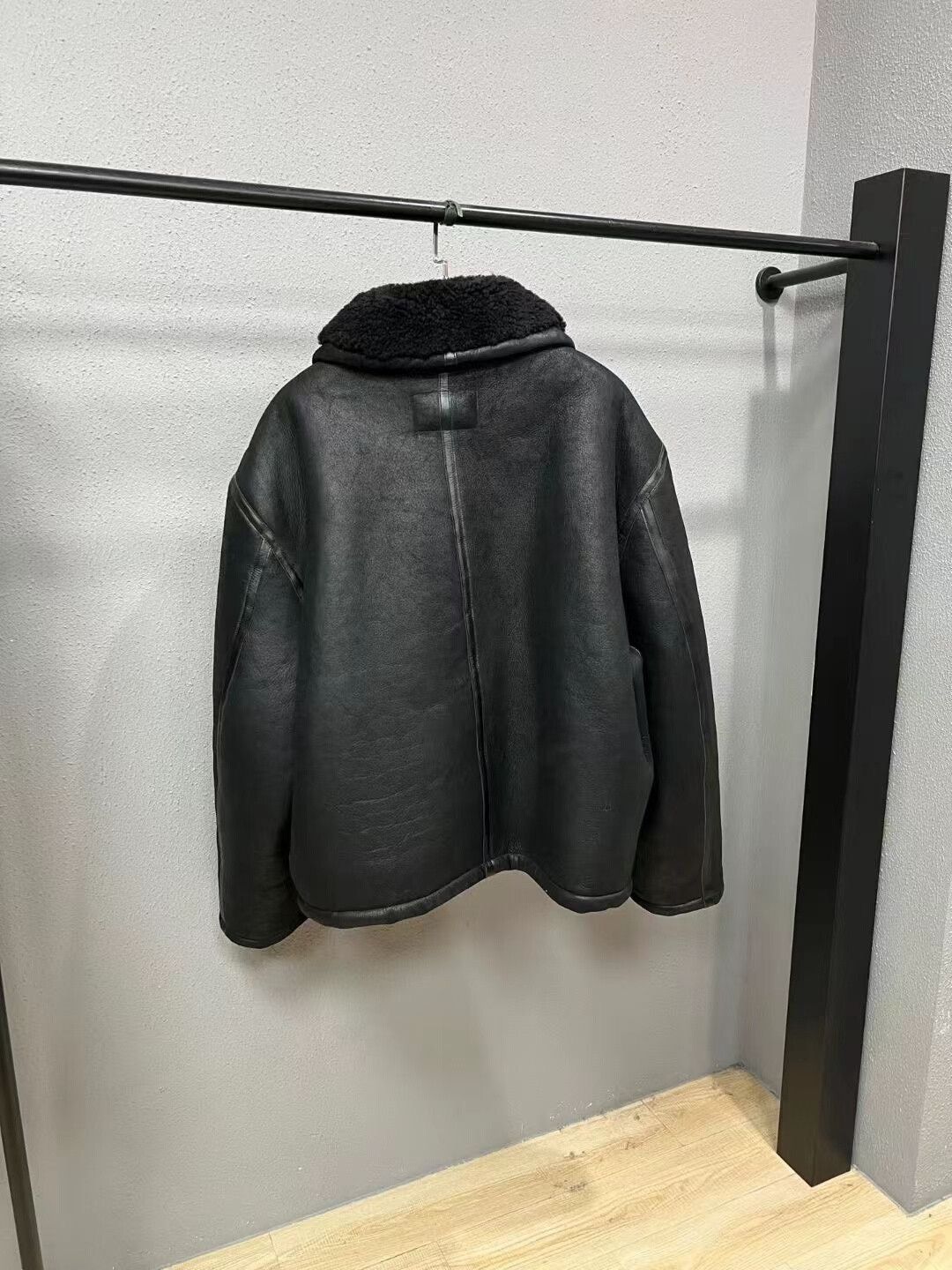 Balenciaga Balenciaga Shearling Coat Size Small Size US S / EU 44-46 / 1 - 2 Thumbnail