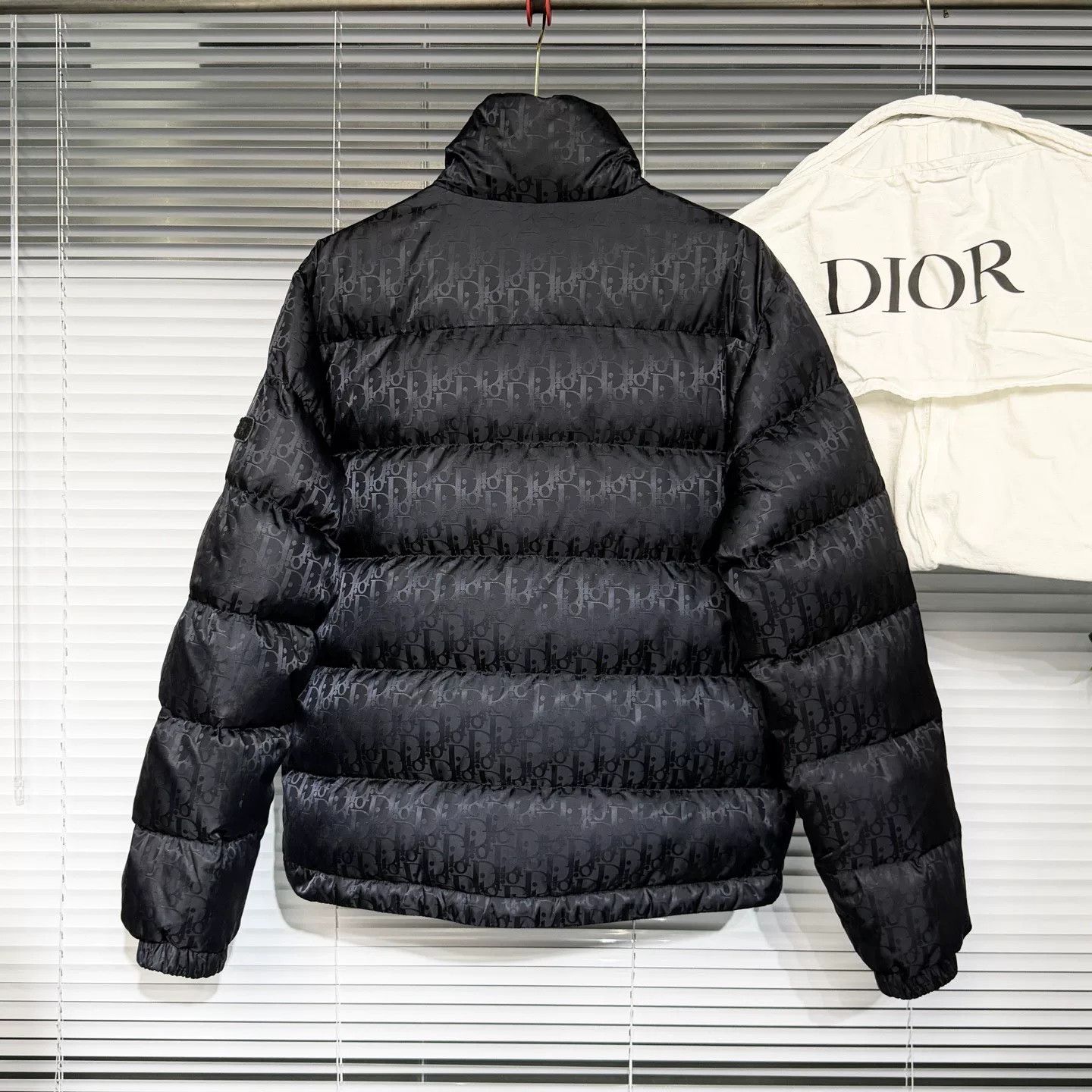 Dior dior black down puffer jacket size 46 Size US L / EU 52-54 / 3 - 2 Thumbnail