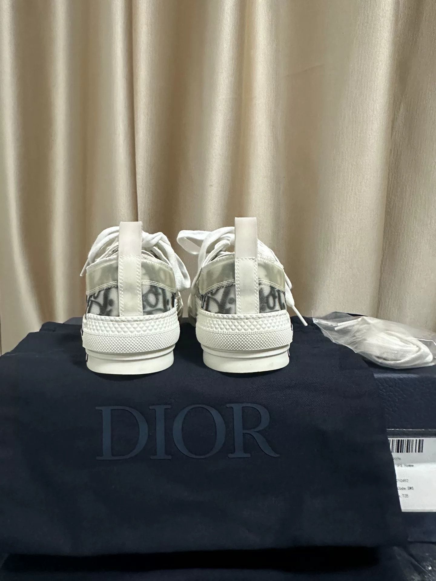 Dior dior b23 low-top logo canvas sneakers Size US 5 / IT 35 - 4 Thumbnail