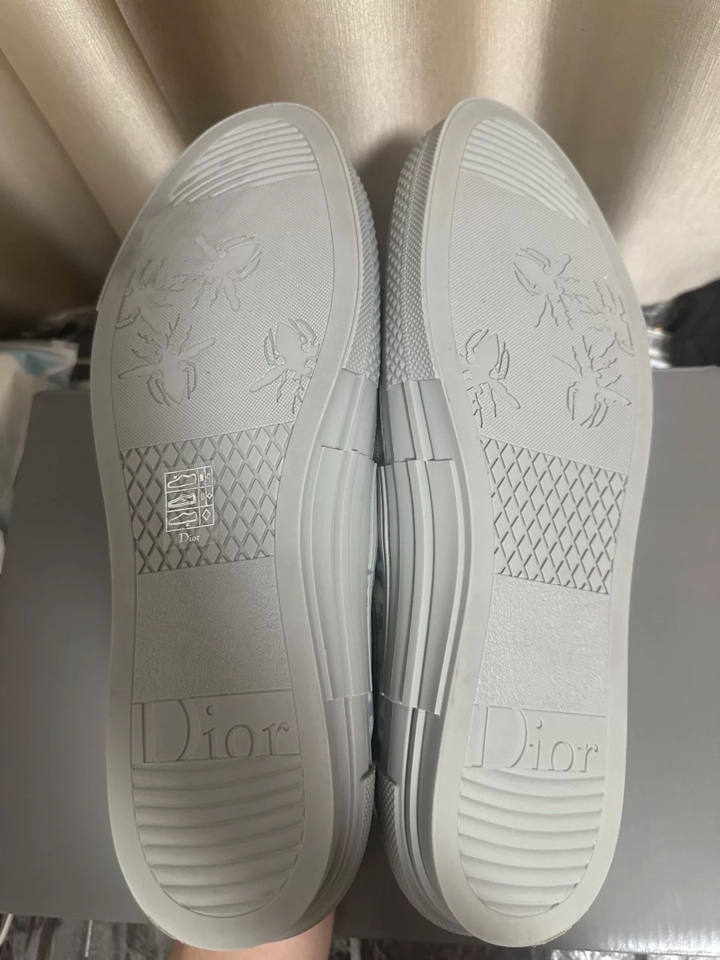 Dior Dior B23 Low-Top Sneakers in Gray and White Size US 12 / EU 45 - 8 Thumbnail