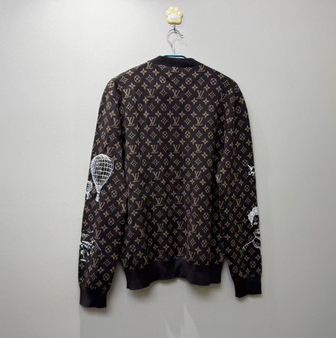 Louis Vuitton louis vuitton brown logo embroidered sweater Size US L / EU 52-54 / 3 - 4 Thumbnail
