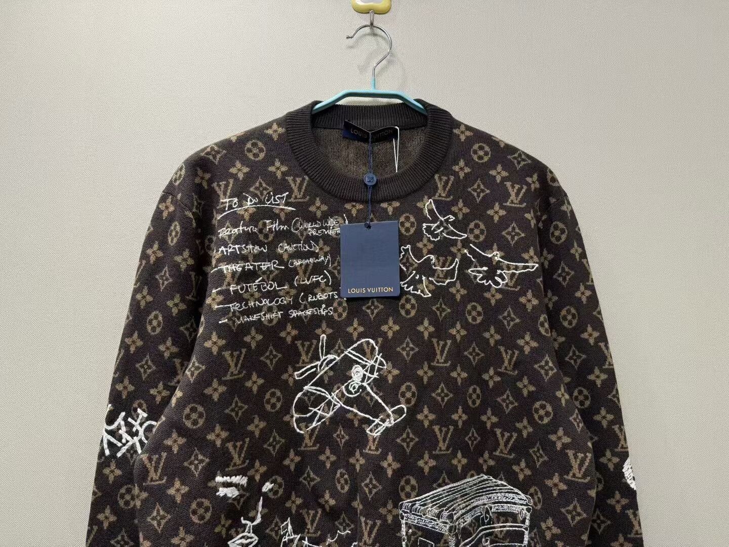 Louis Vuitton louis vuitton brown logo embroidered sweater Size US L / EU 52-54 / 3 - 2 Thumbnail