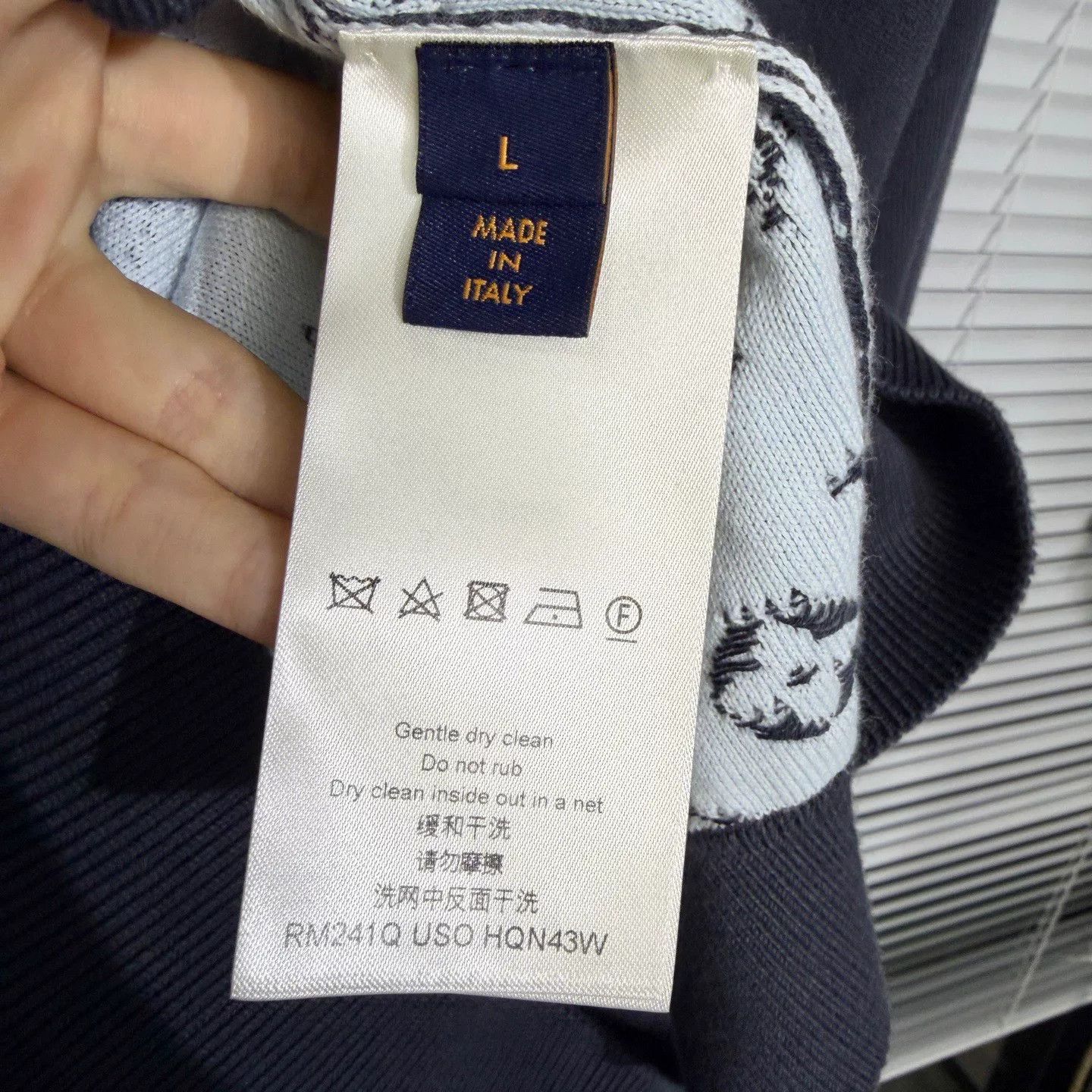 LVXWA louis vuitton knitted hoodie with logo Size US L / EU 52-54 / 3 - 4 Thumbnail
