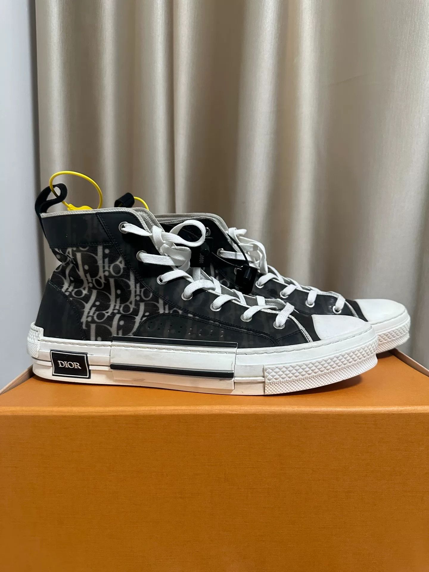 Dior Dior B23 Black and White High-top Sneakers Size US 12 / EU 45 - 3 Thumbnail