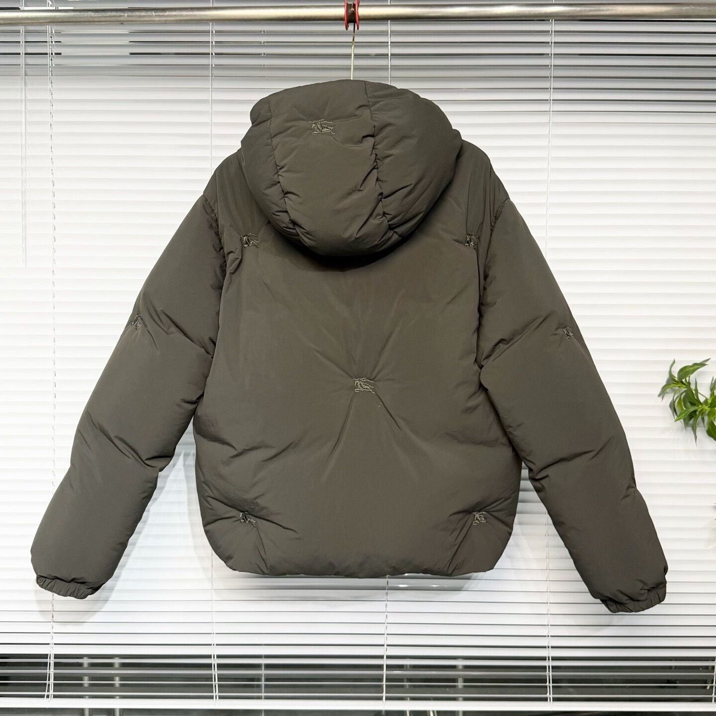 Burberry burberry puffy down jacket with embroidery Size US L / EU 52-54 / 3 - 2 Thumbnail