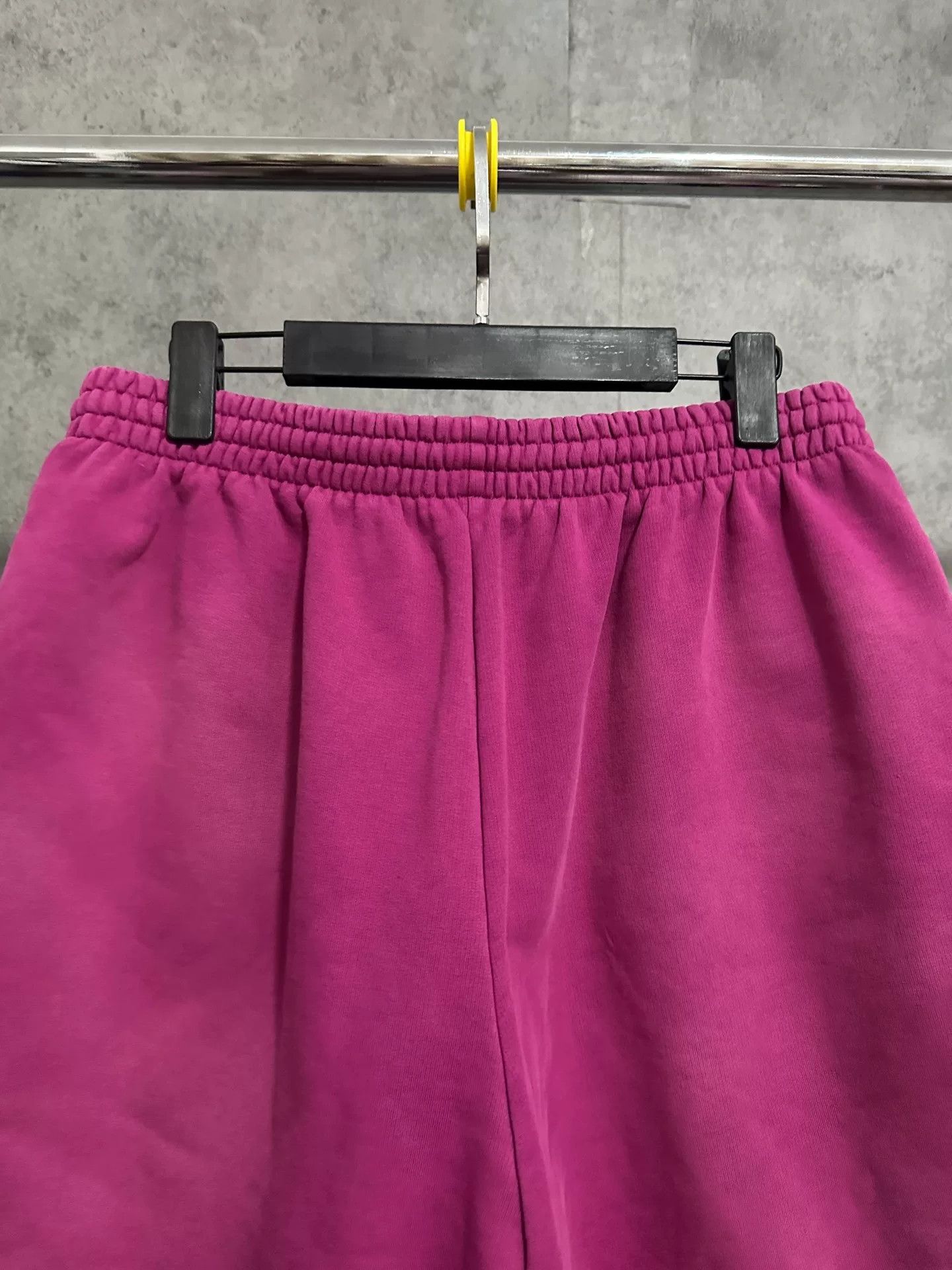 Balenciaga balenciaga embroidered pink shorts Size US 26 / EU 42 - 5 Thumbnail