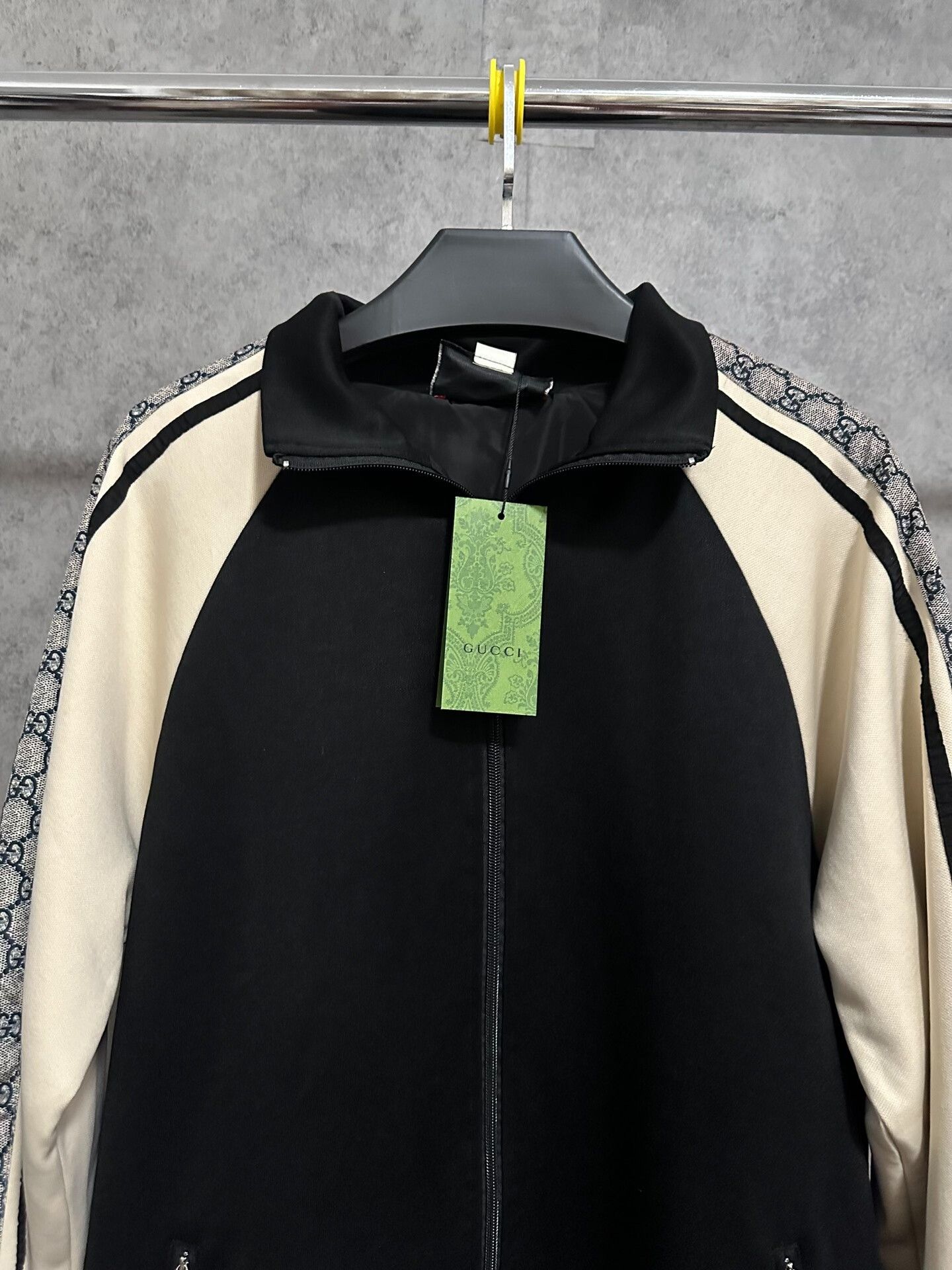 Gucci gucci snake pattern zip jacket for men Size US M / EU 48-50 / 2 - 2 Thumbnail