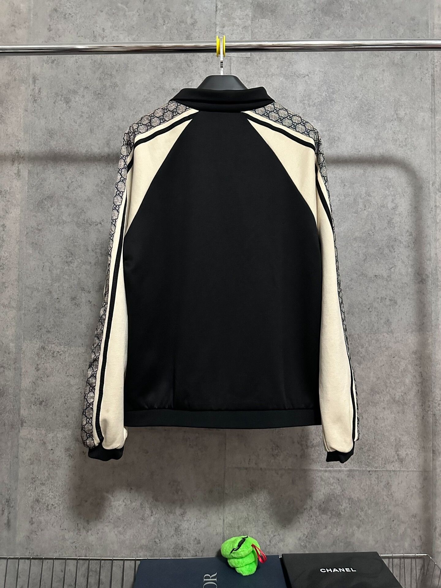Gucci gucci snake pattern zip jacket for men Size US M / EU 48-50 / 2 - 4 Thumbnail