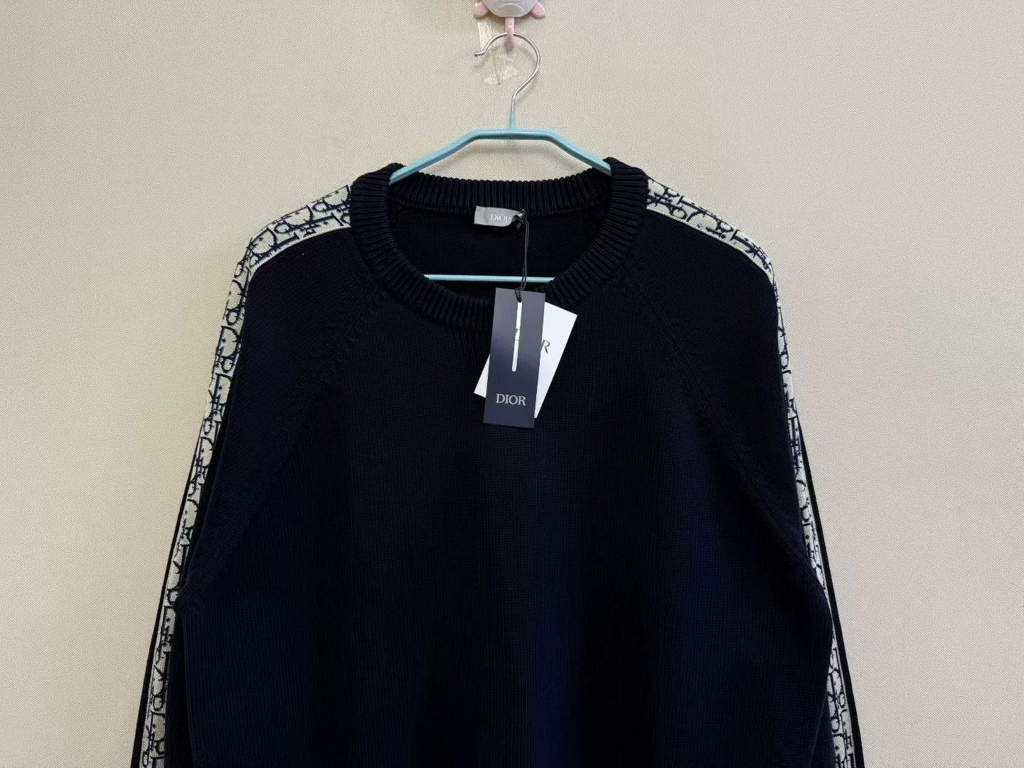 Dior dior black blue logo sweater with tags Size US XXL / EU 58 / 5 - 2 Thumbnail